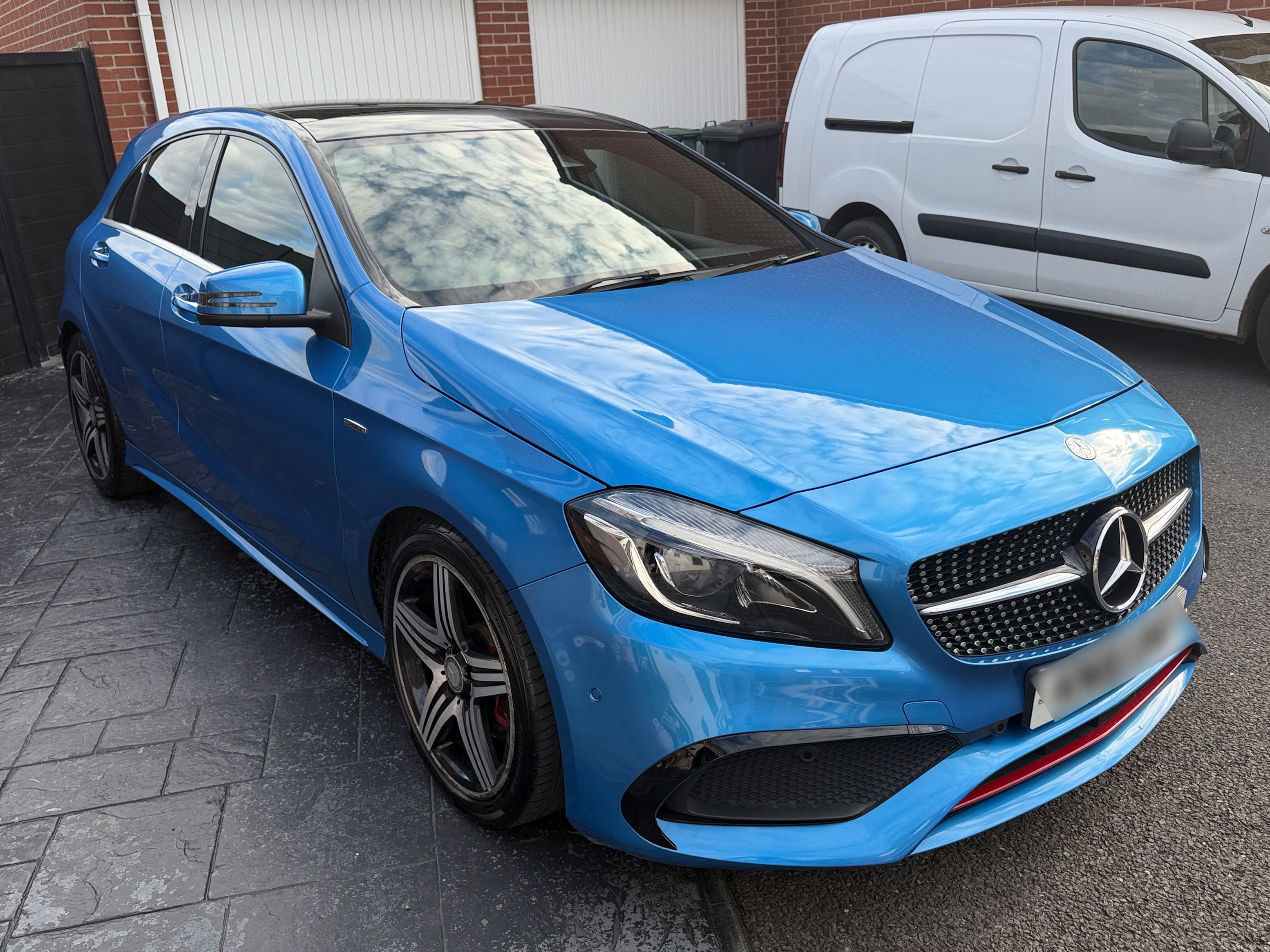 Mercedes A 250 4MATIC AMG Premium Auto