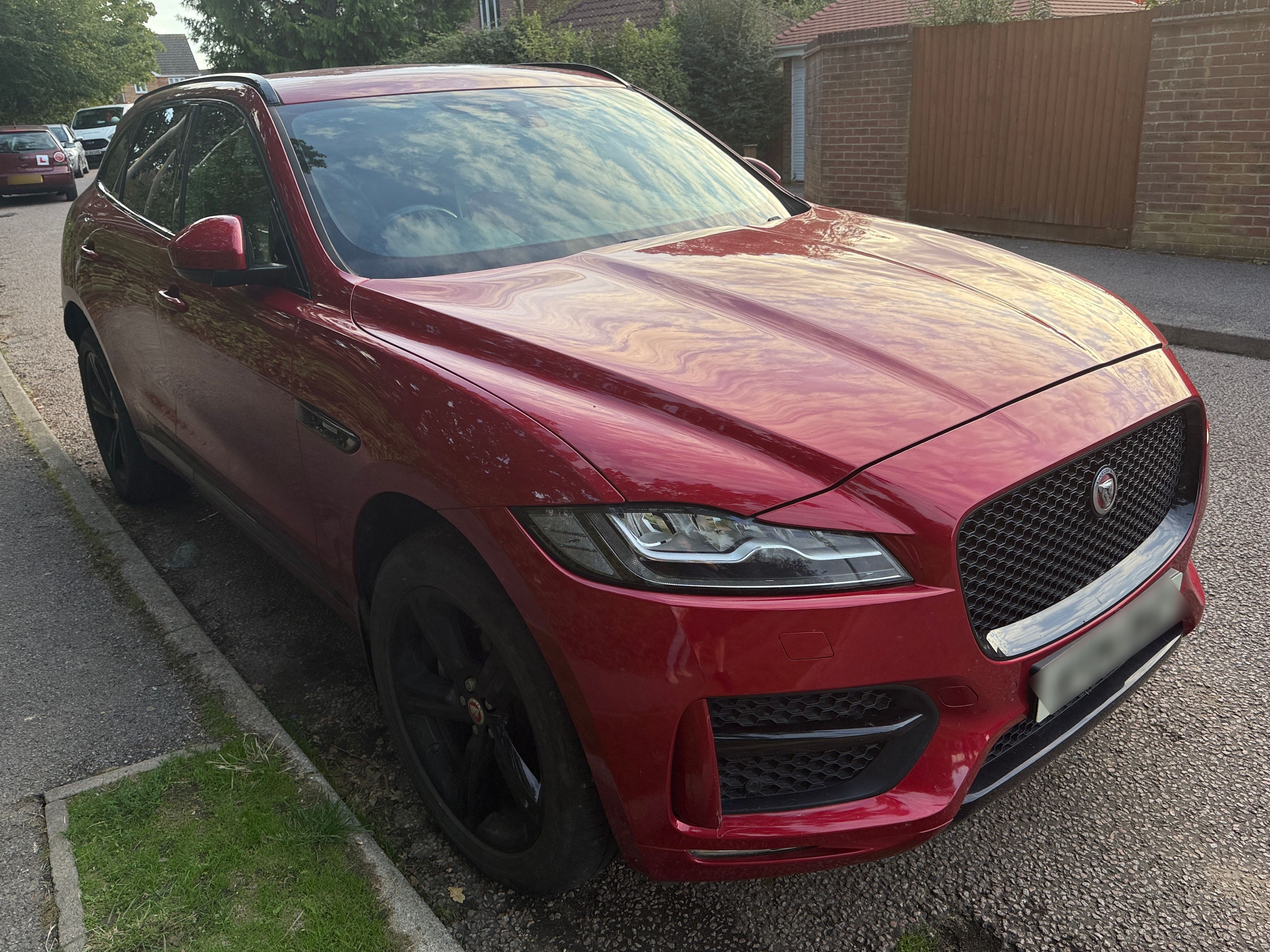 Jaguar F-PACE