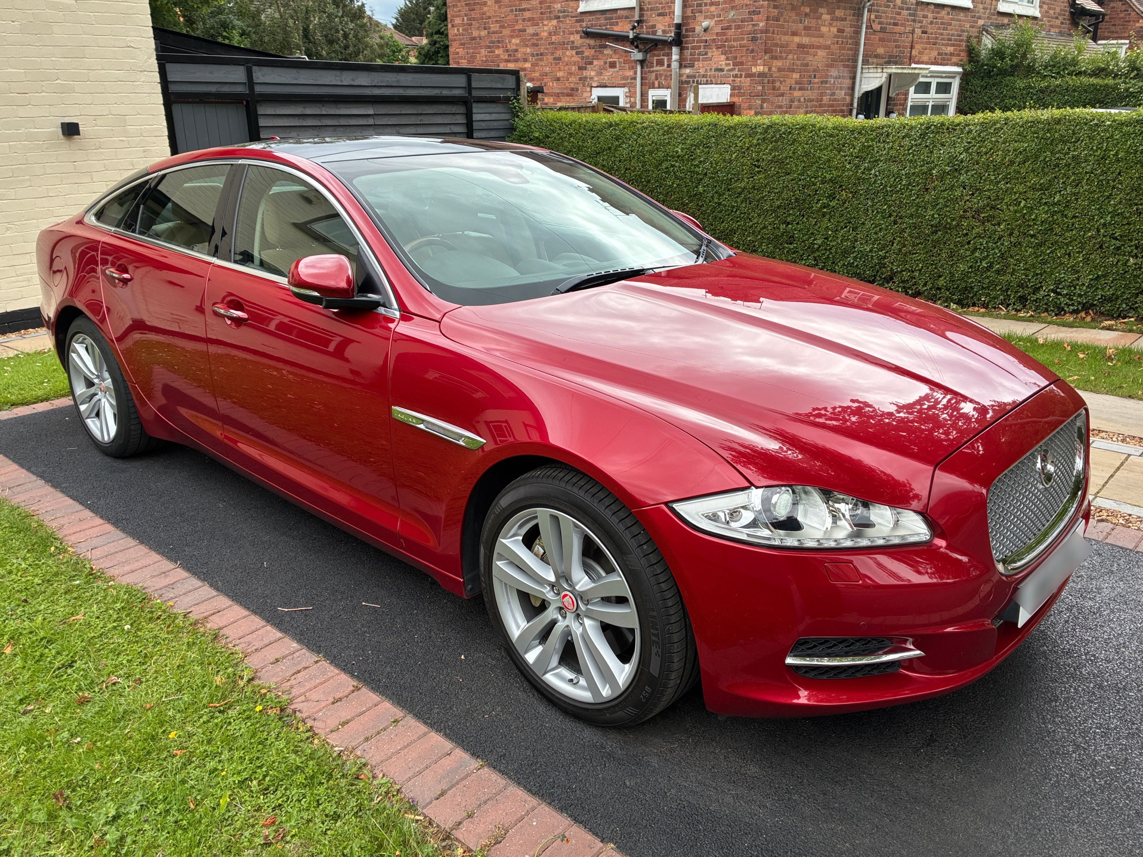 Jaguar XJ Premium Luxury V6 D Auto