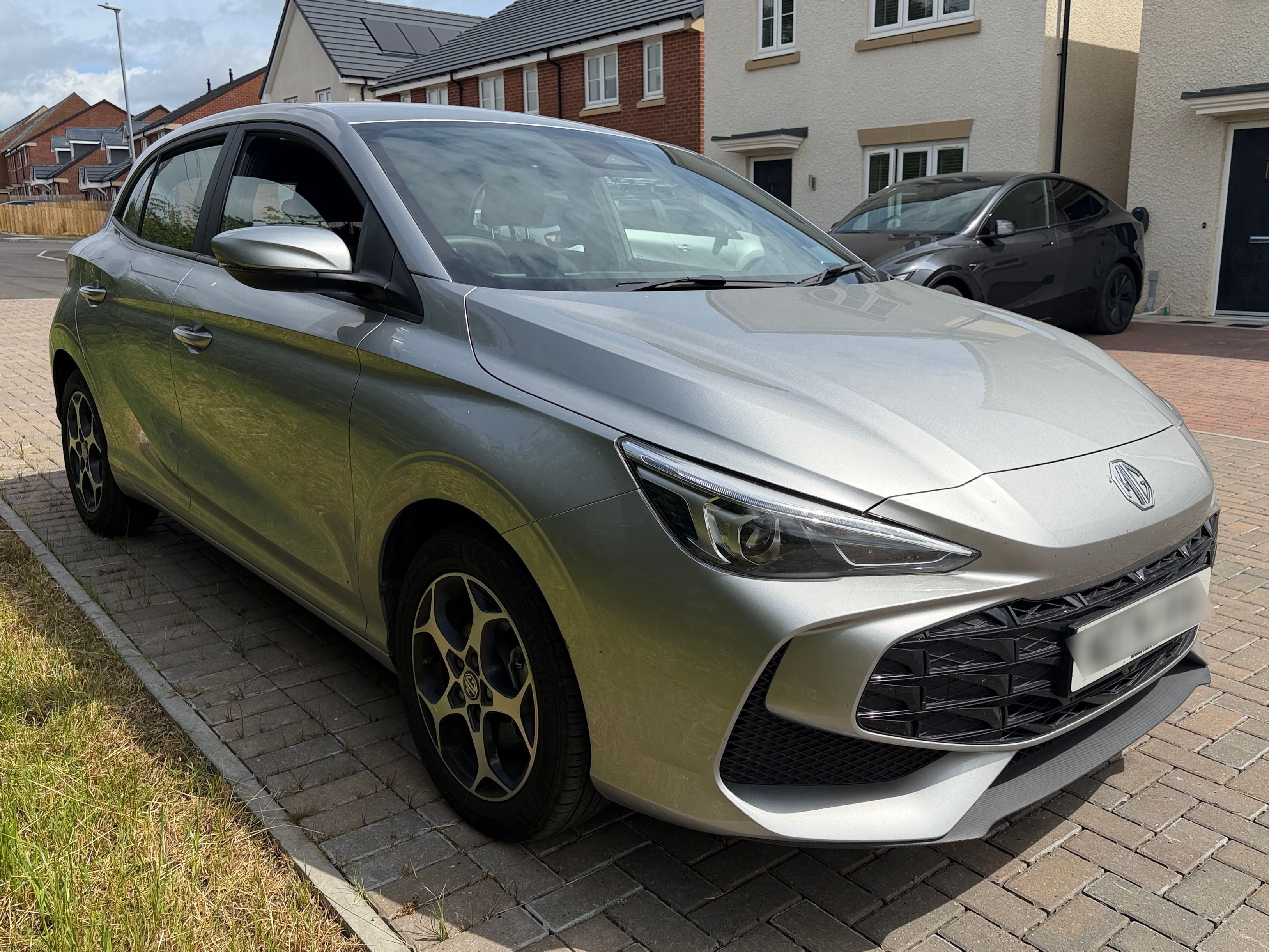 MG 3