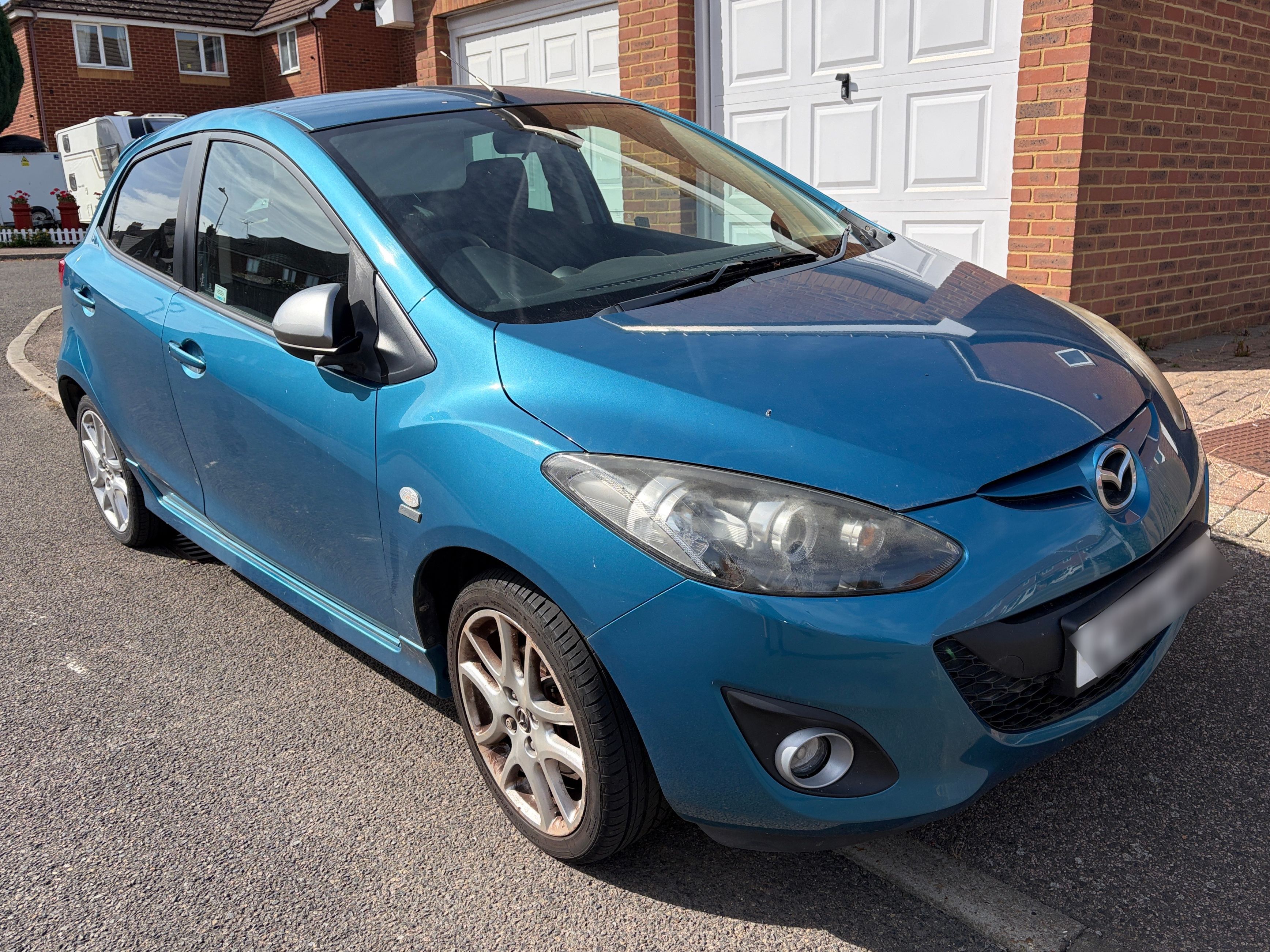 Mazda 2