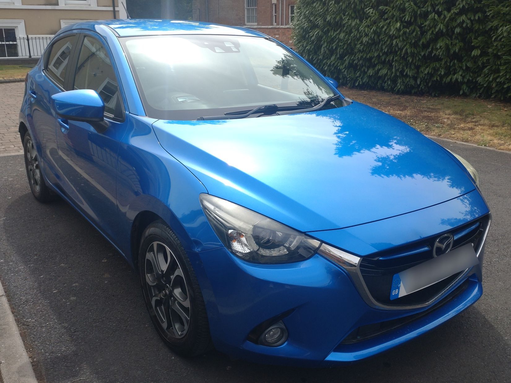 Mazda 2