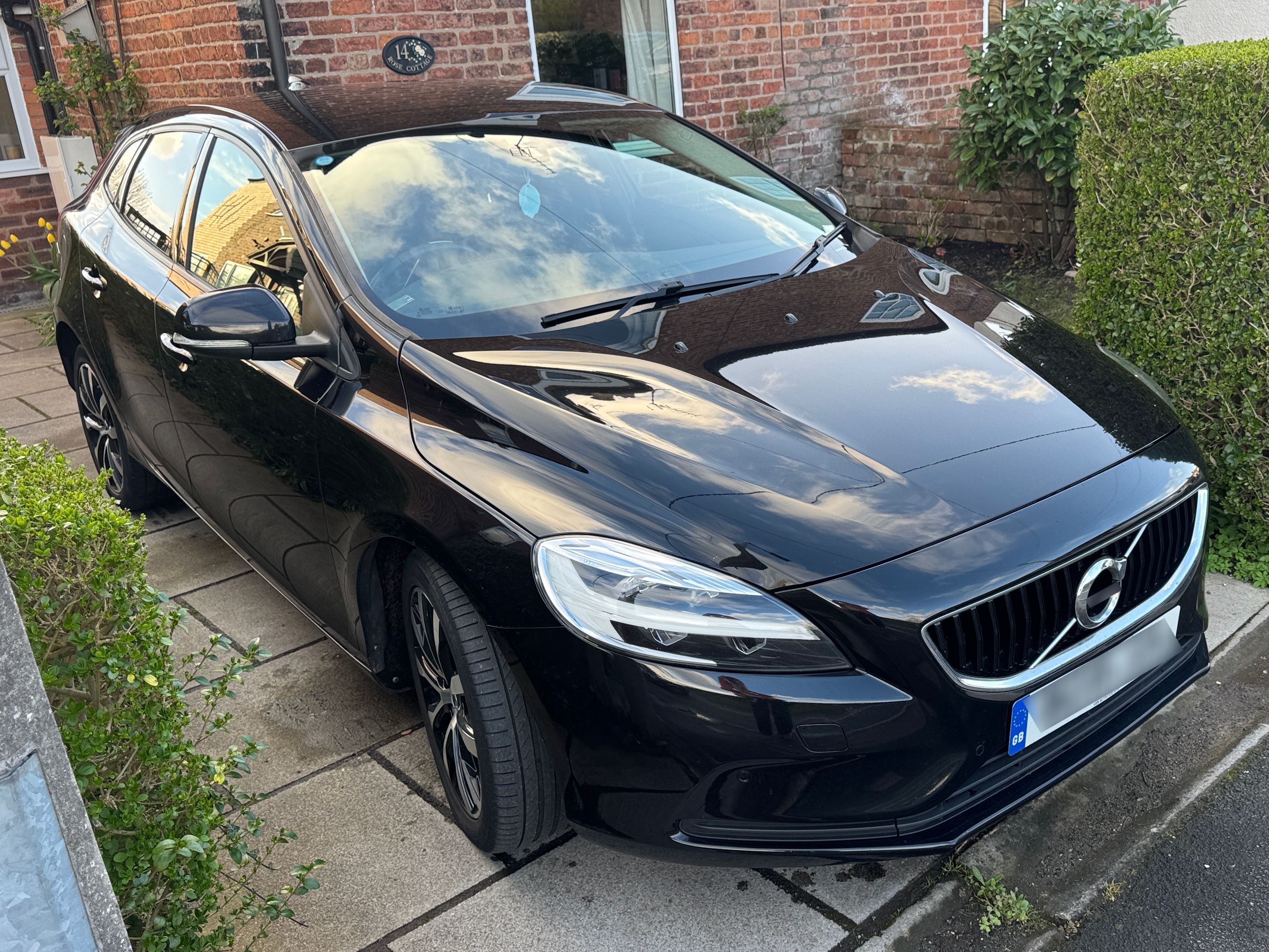 Volvo V40
