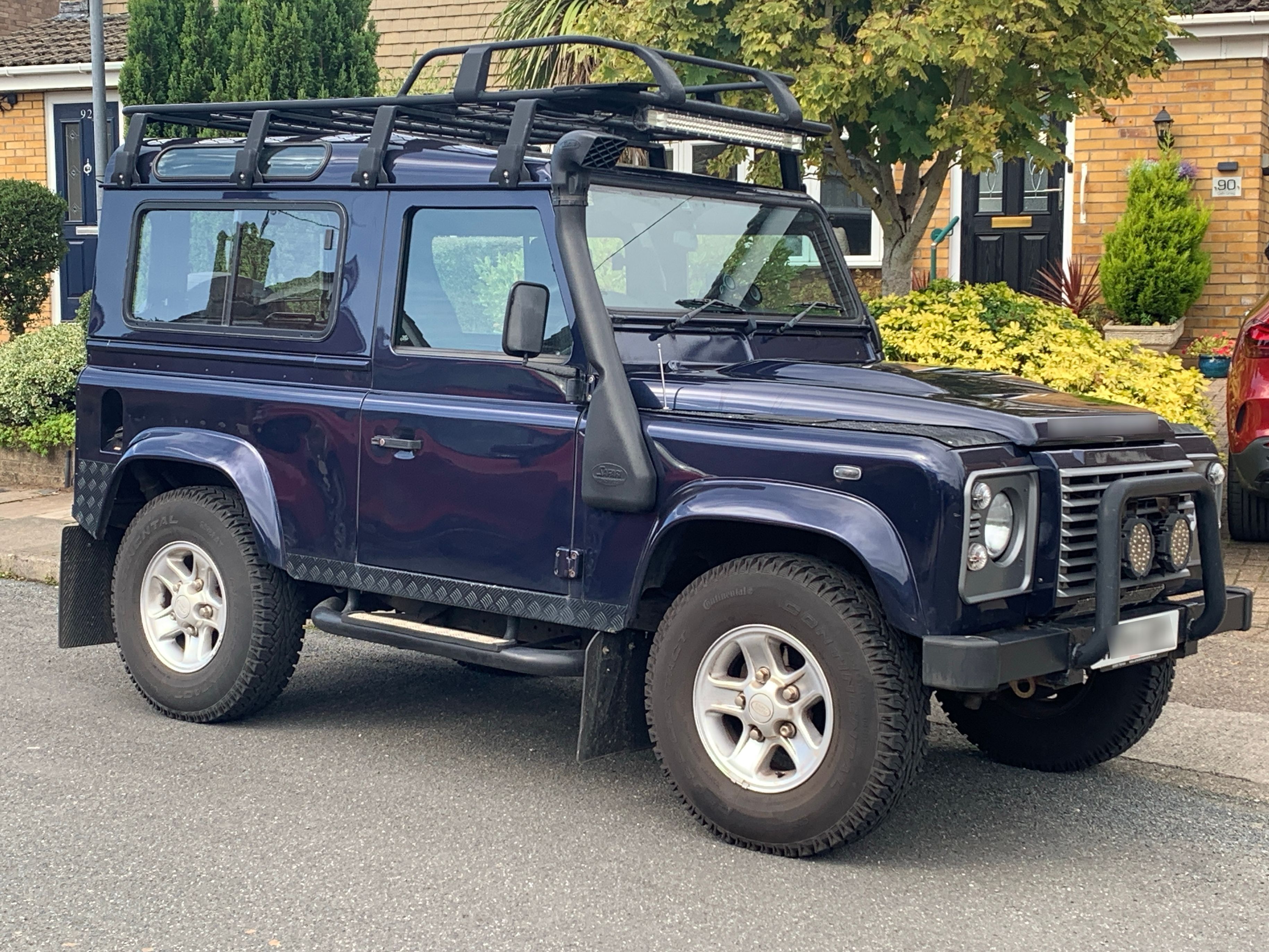 Land Rover Defender