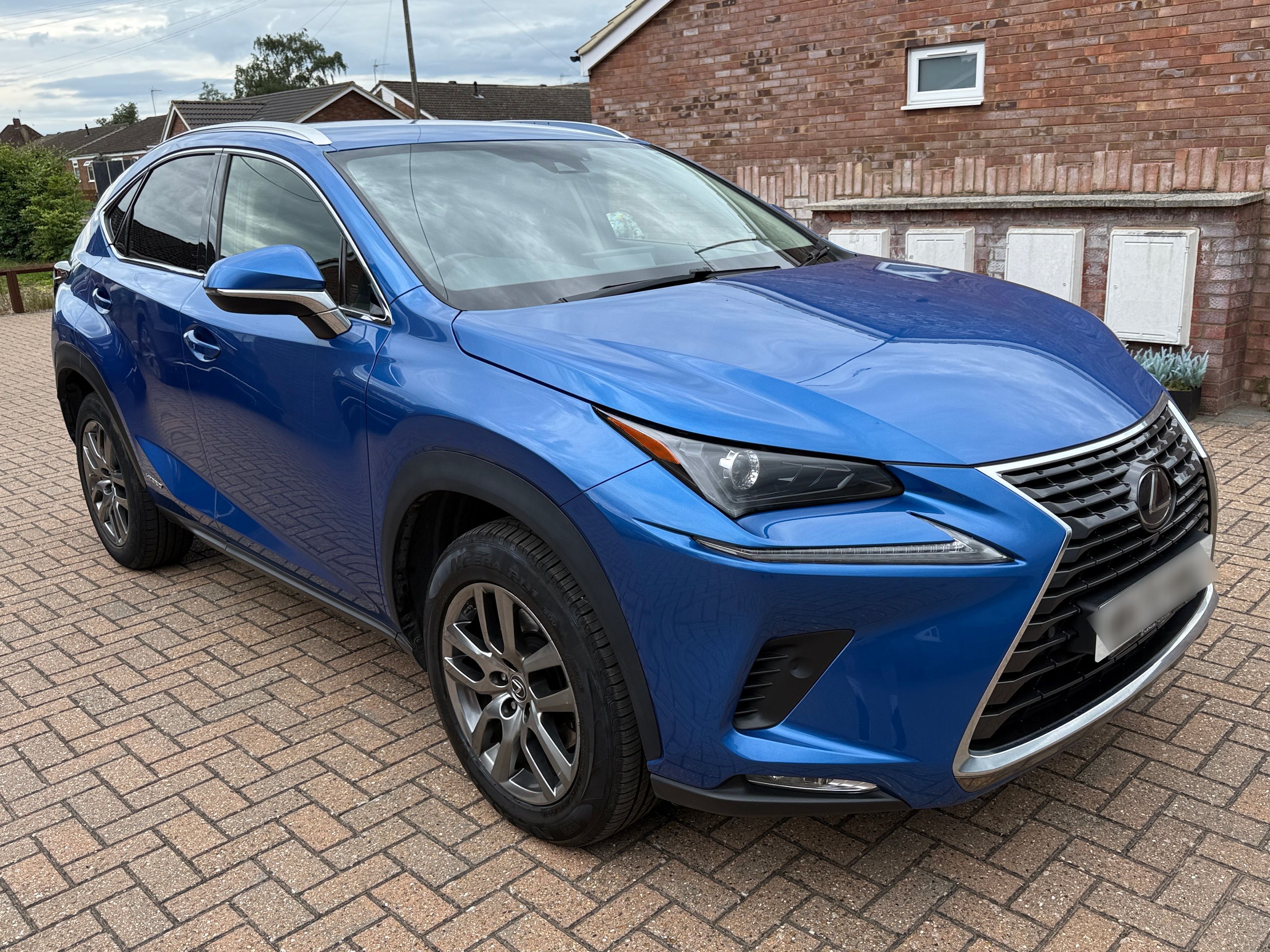 Lexus NX 300H CVT