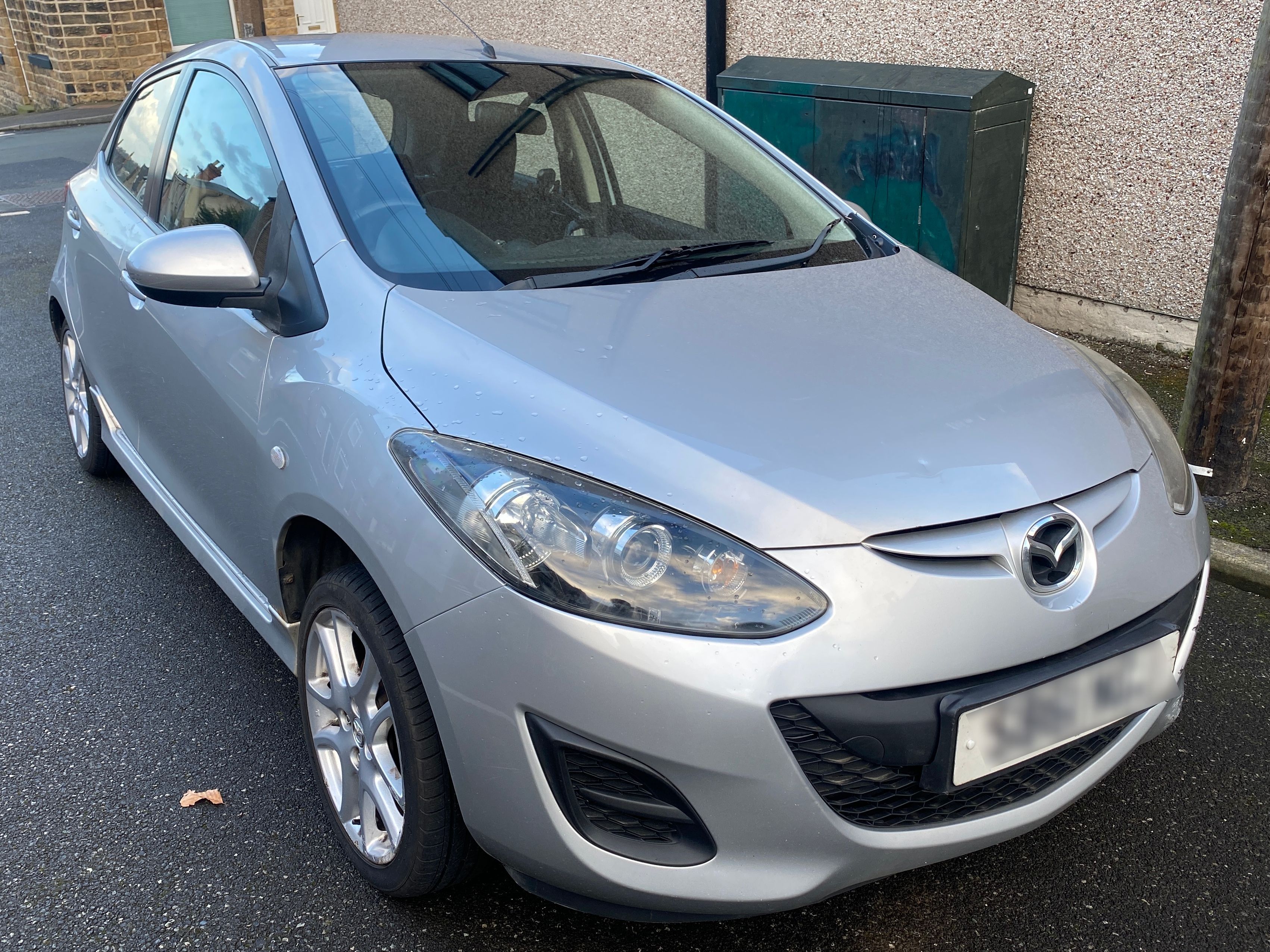 Mazda 2