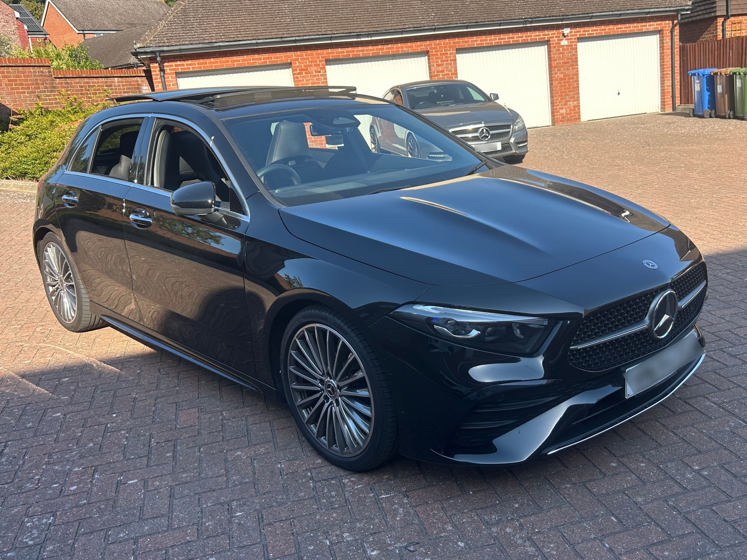 Mercedes A 180 AMG Line PREMIUM+ MHEV A