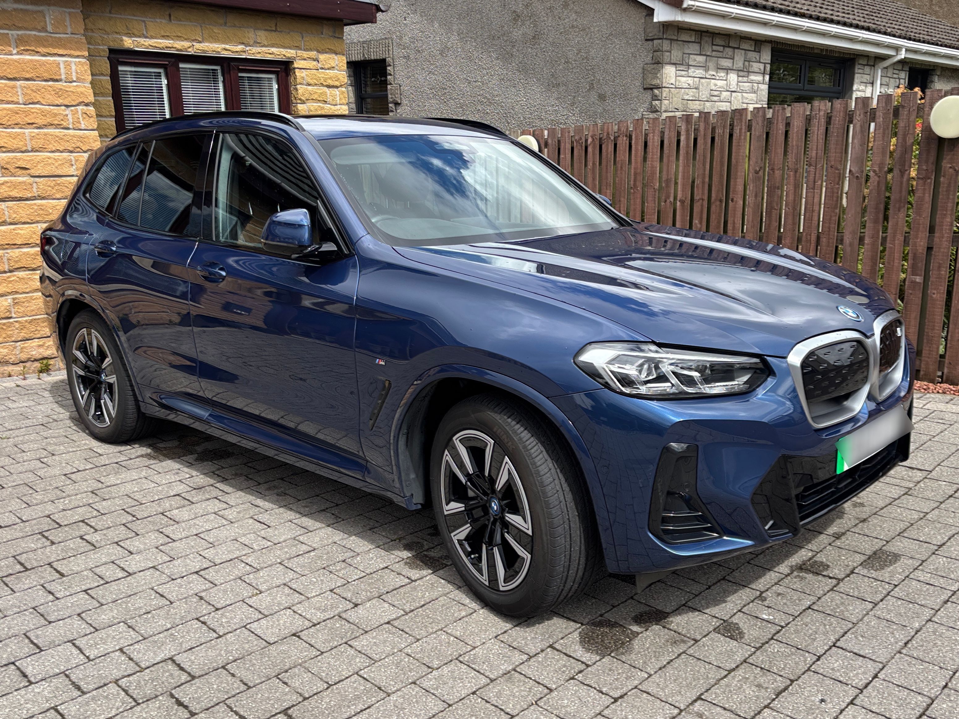 BMW IX3 M Sport