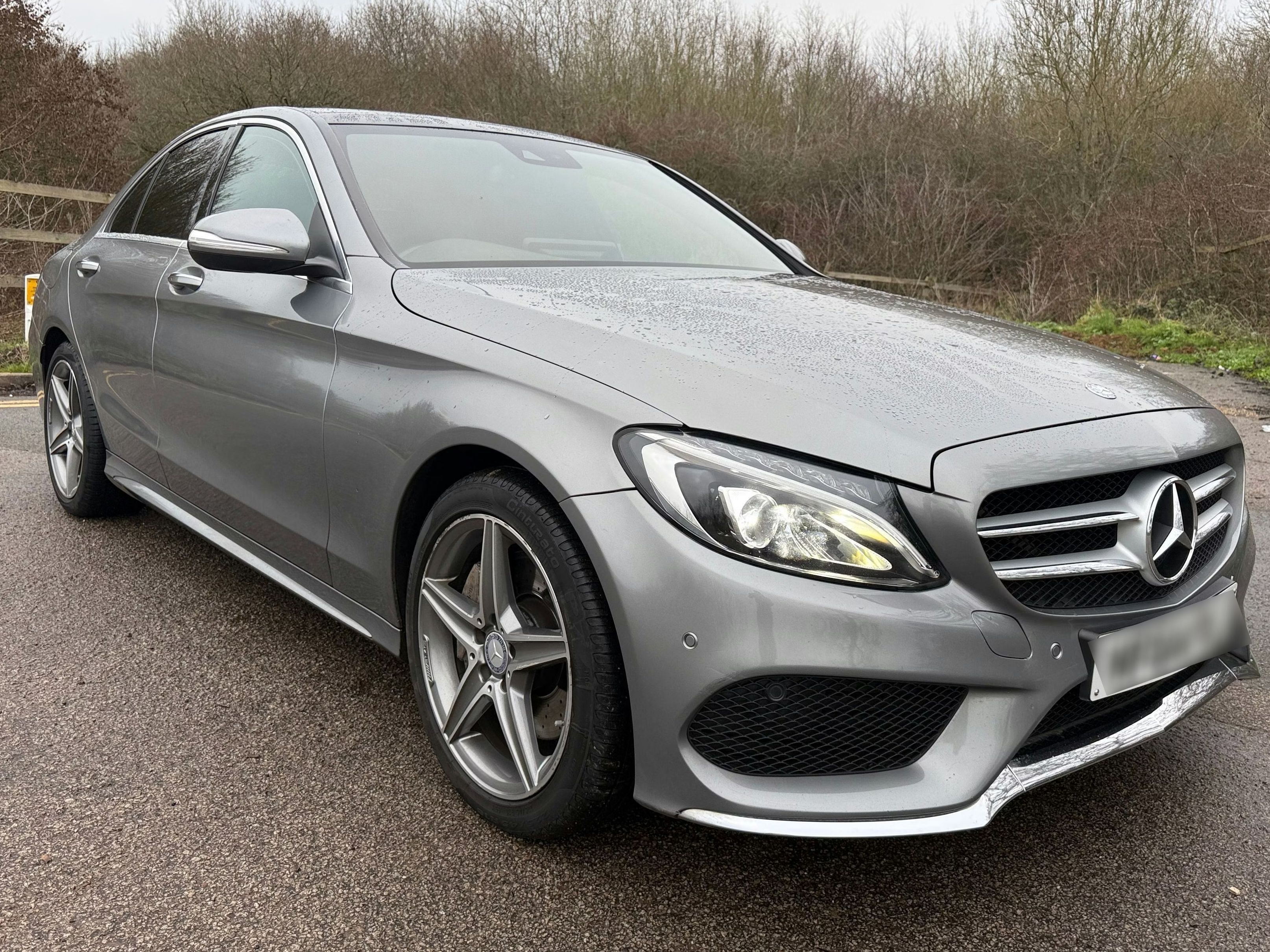 Mercedes C250 AMG Line Prem + Bluetec A