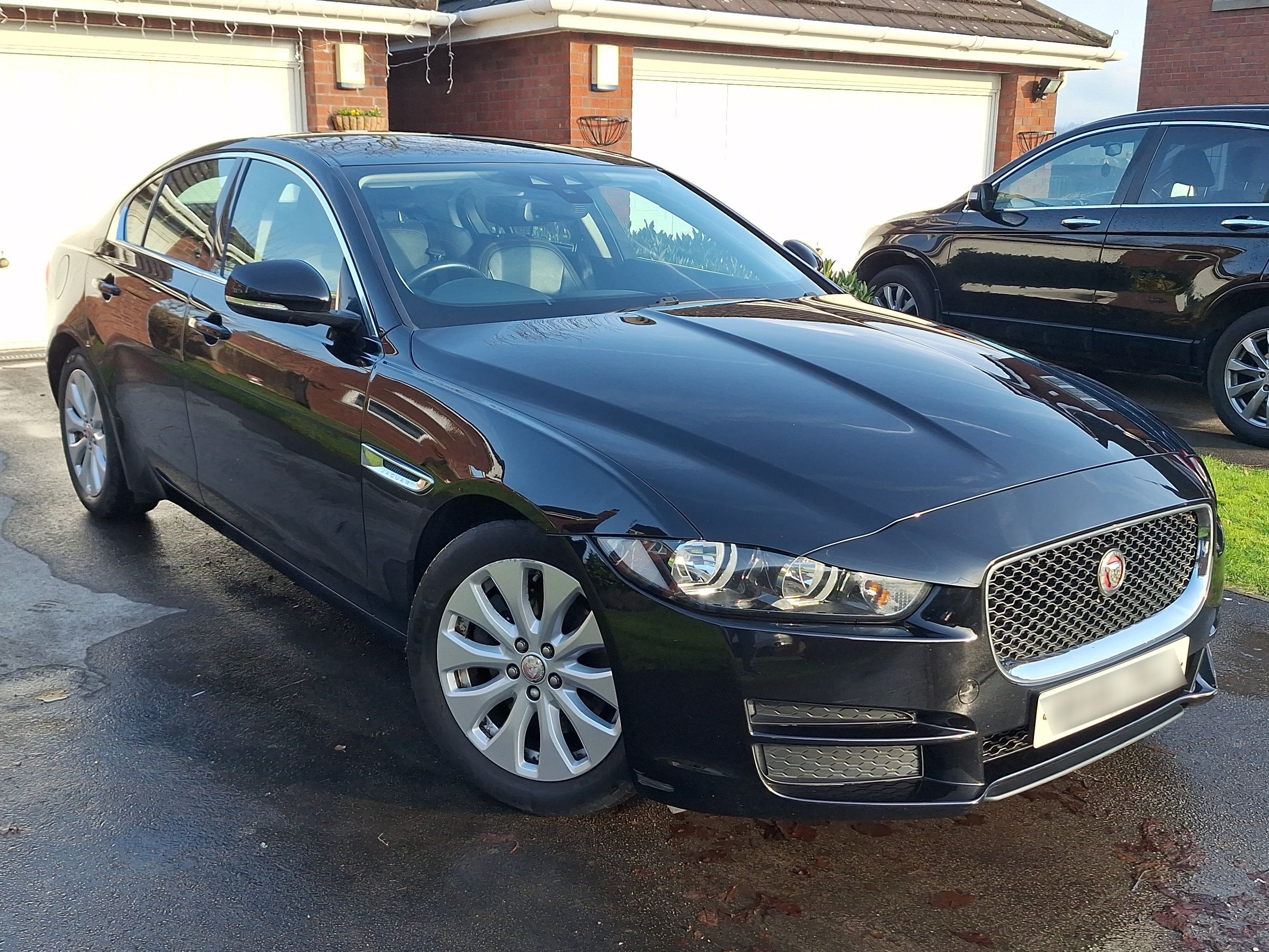 Jaguar XE Prestige D Auto