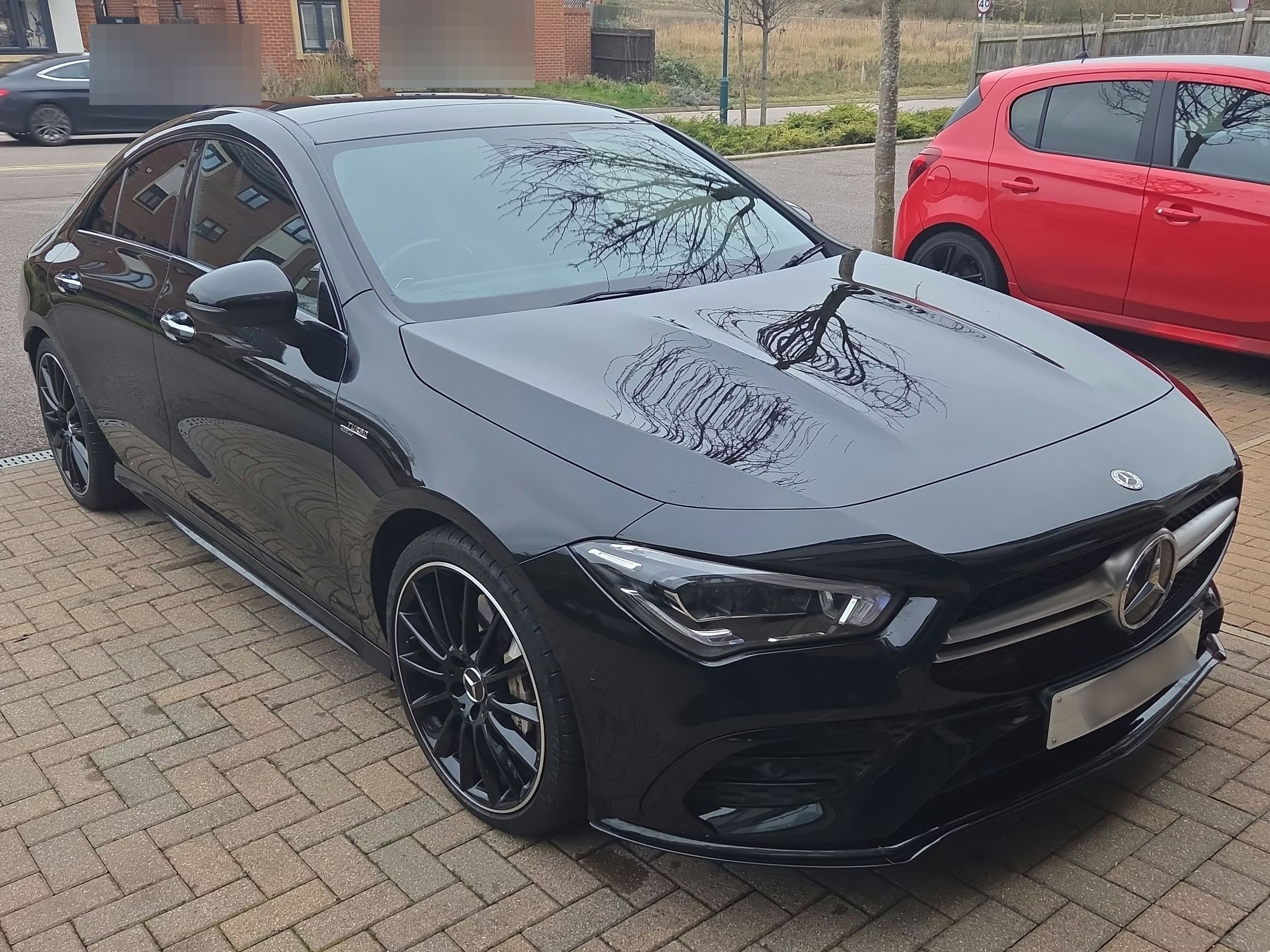 Mercedes AMG CLA 35 Premium + 4MATIC A