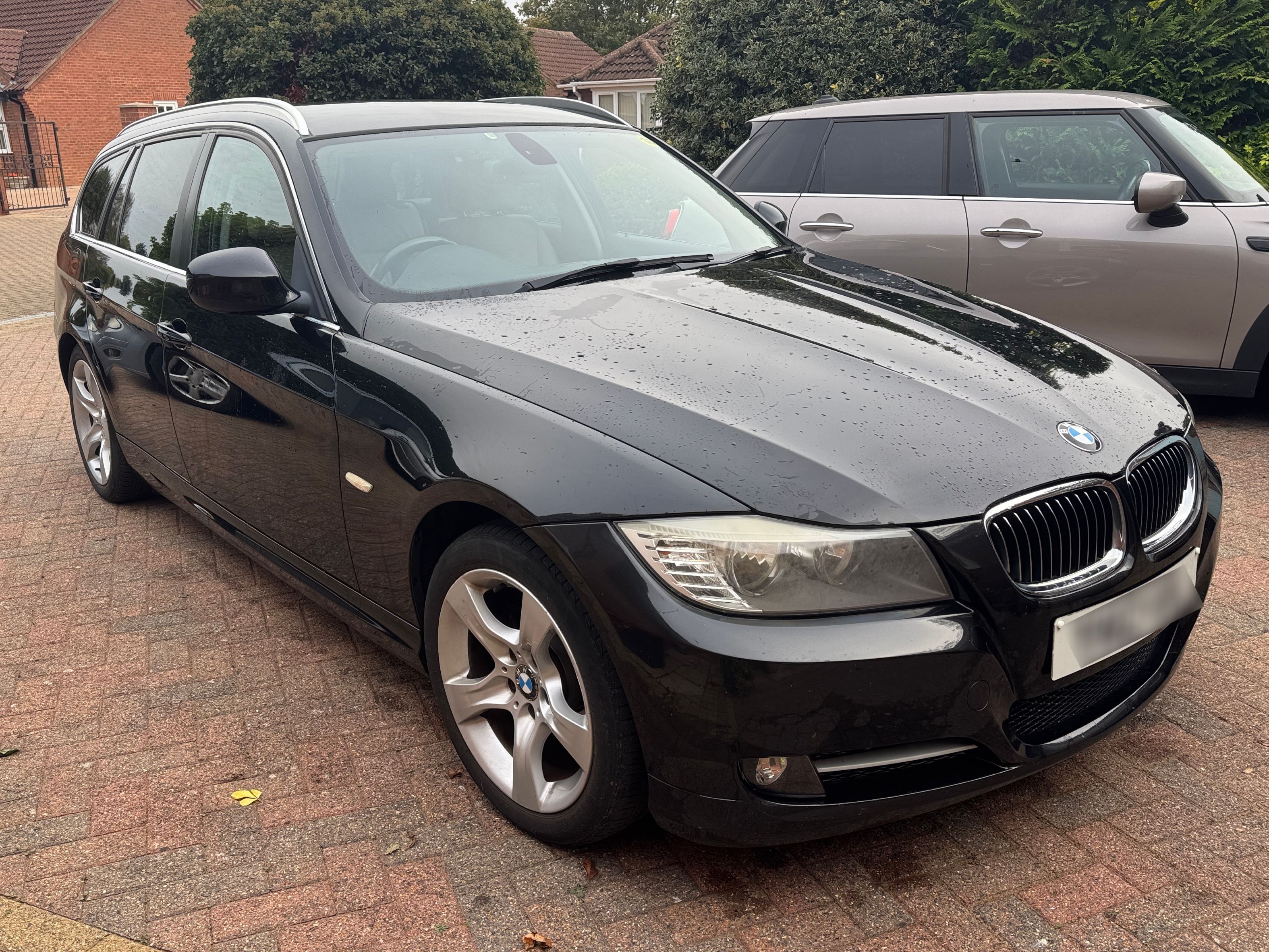 BMW 318D Exclusive Edition Auto