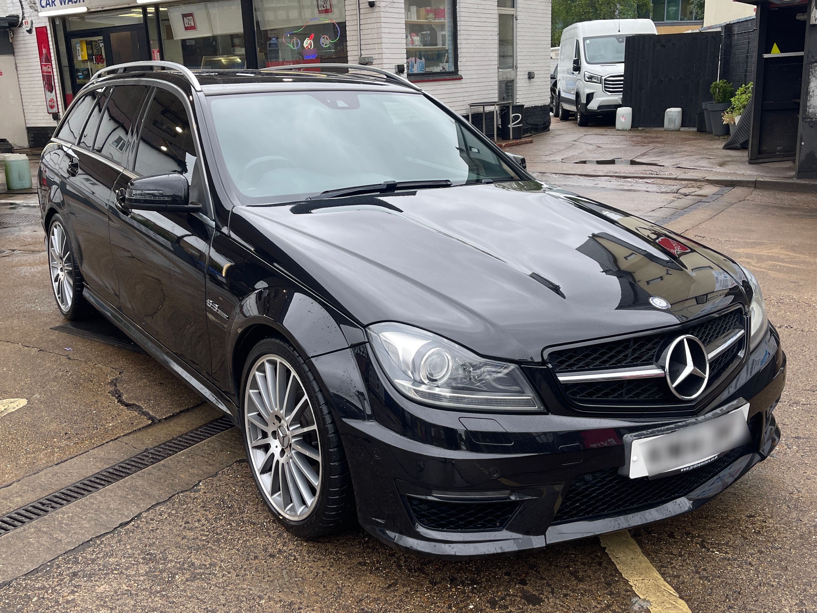 Mercedes C63 AMG Auto