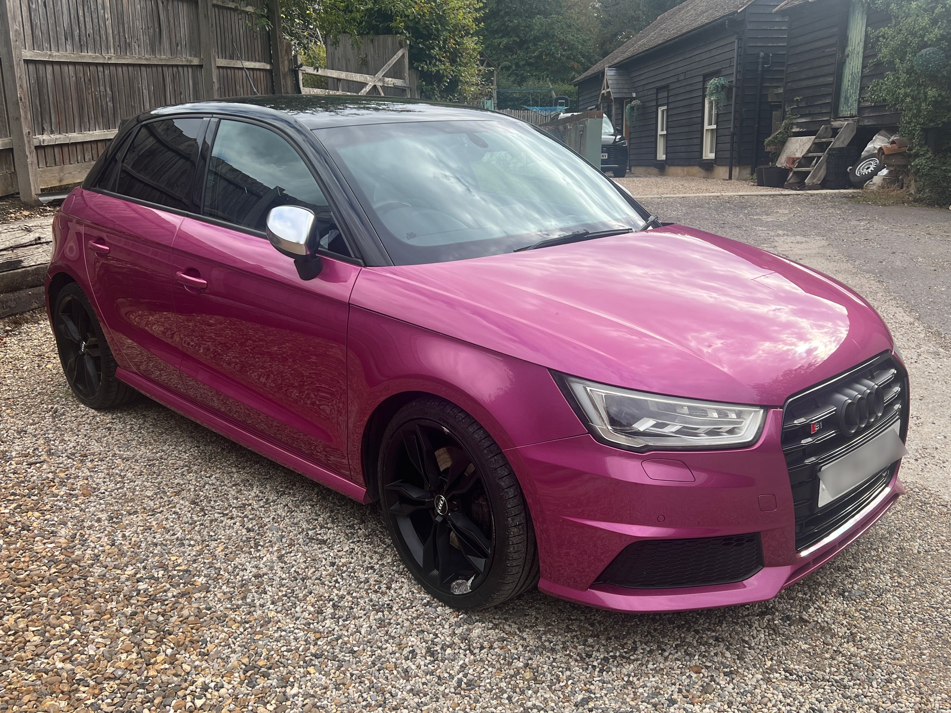 Audi S1