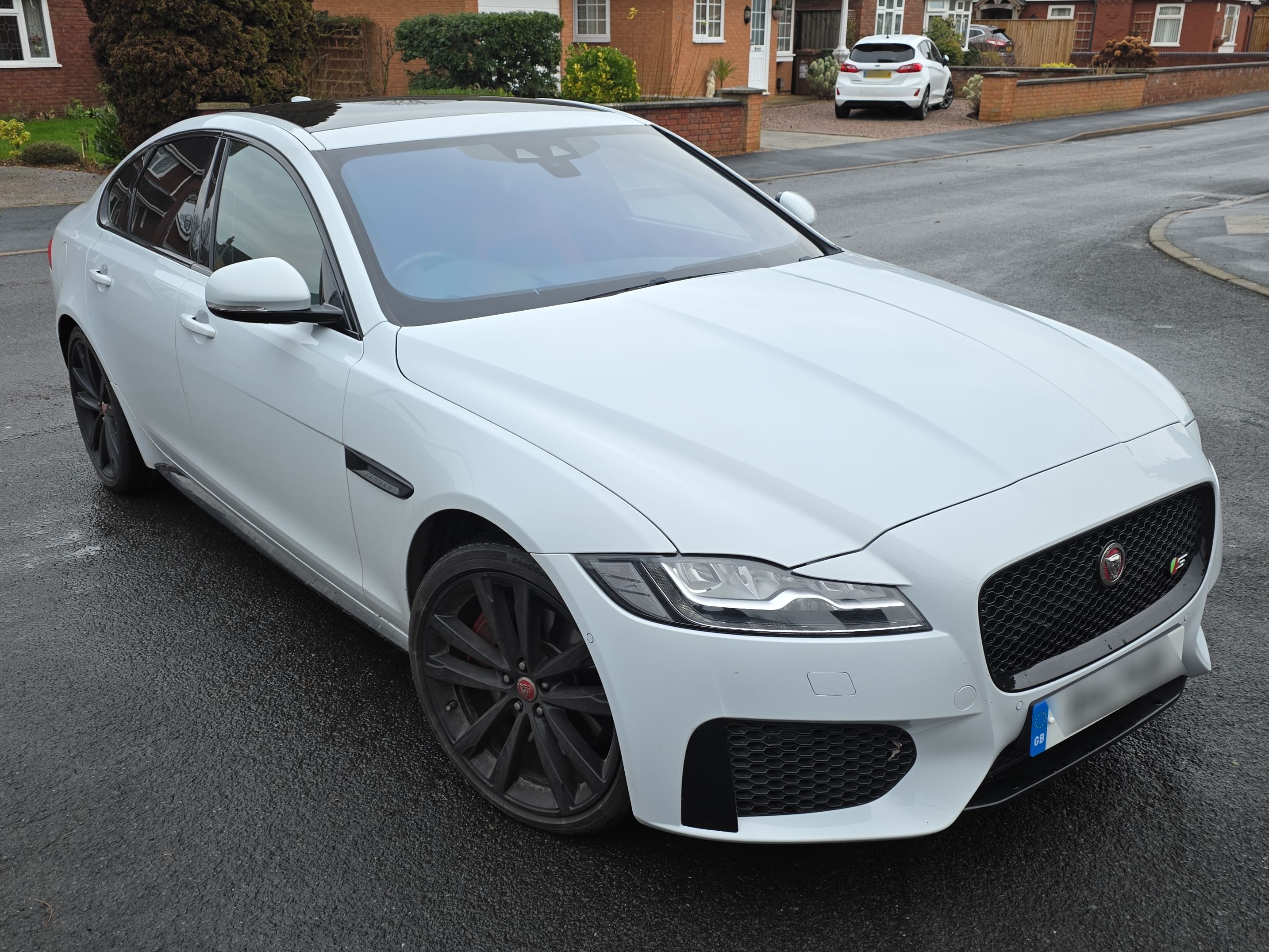 Jaguar XF V6 S I Auto
