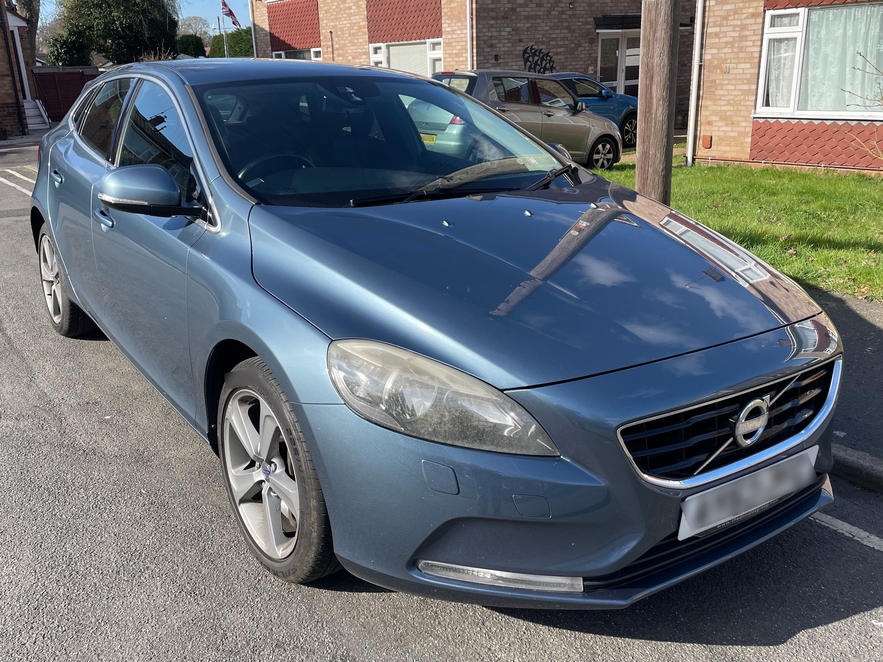 Volvo V40