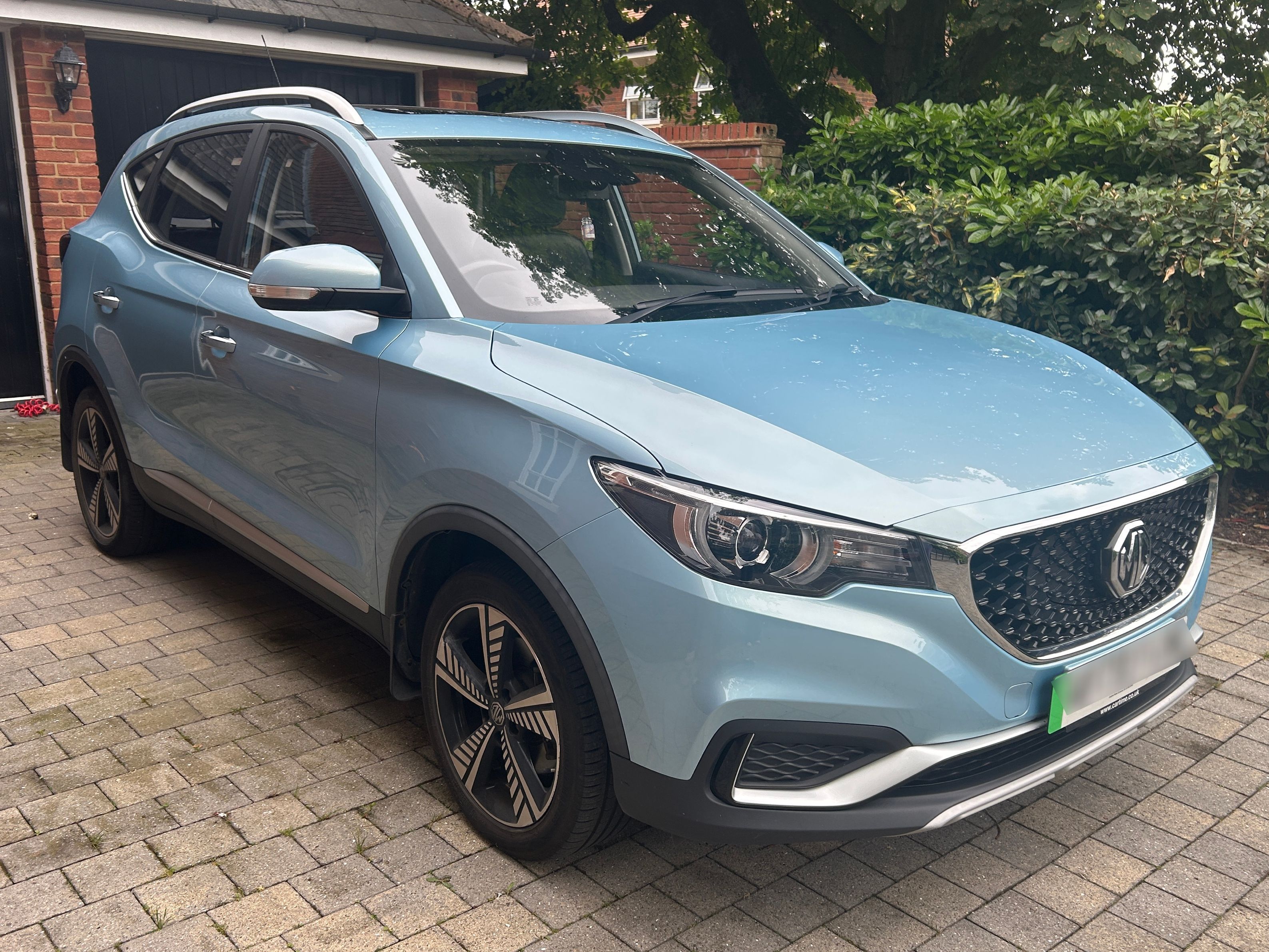 MG ZS