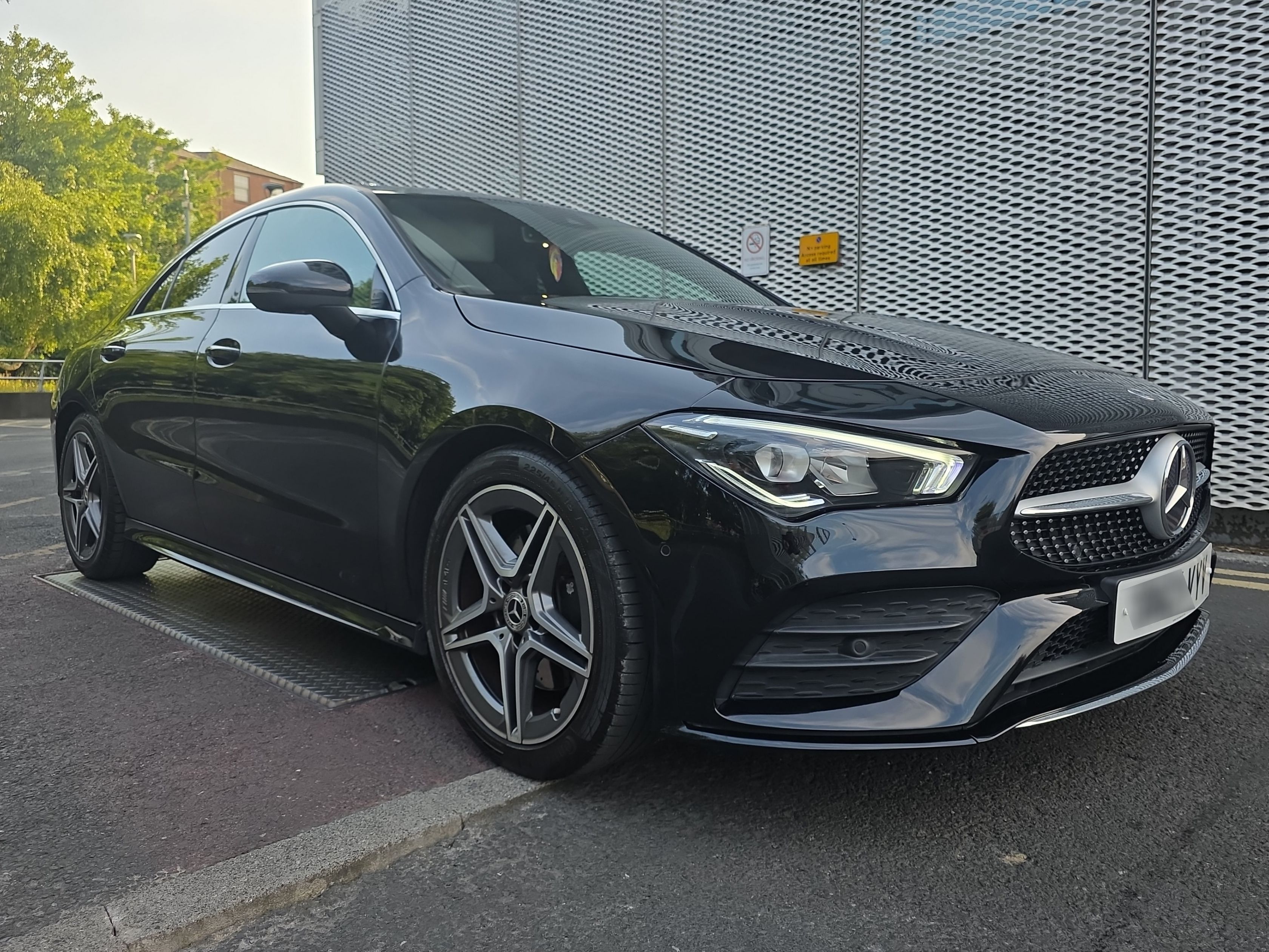 Mercedes CLA 200 AMG Line Premium + A