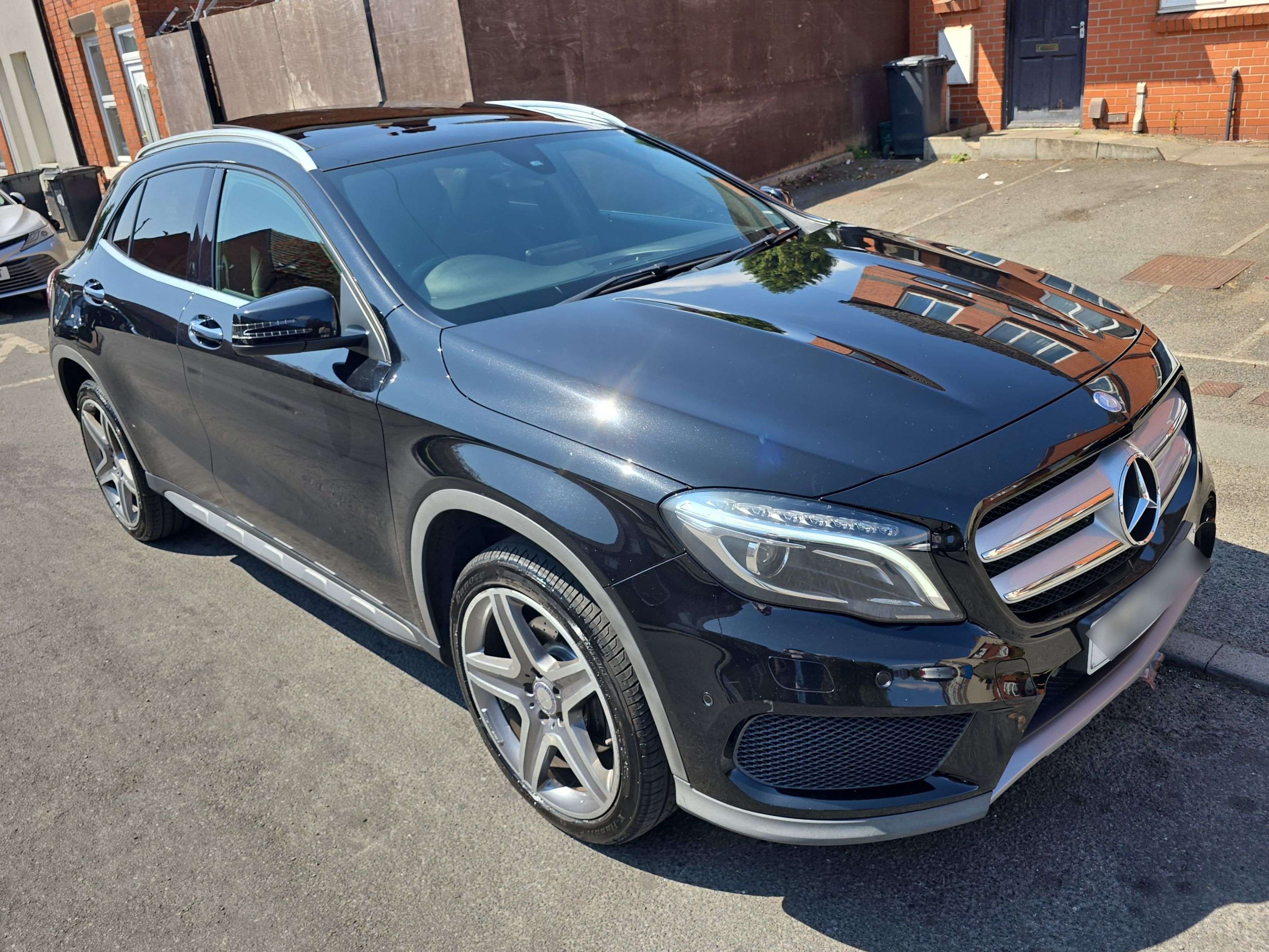 Mercedes GLA 220 D 4MAT AMG Line PREM+A