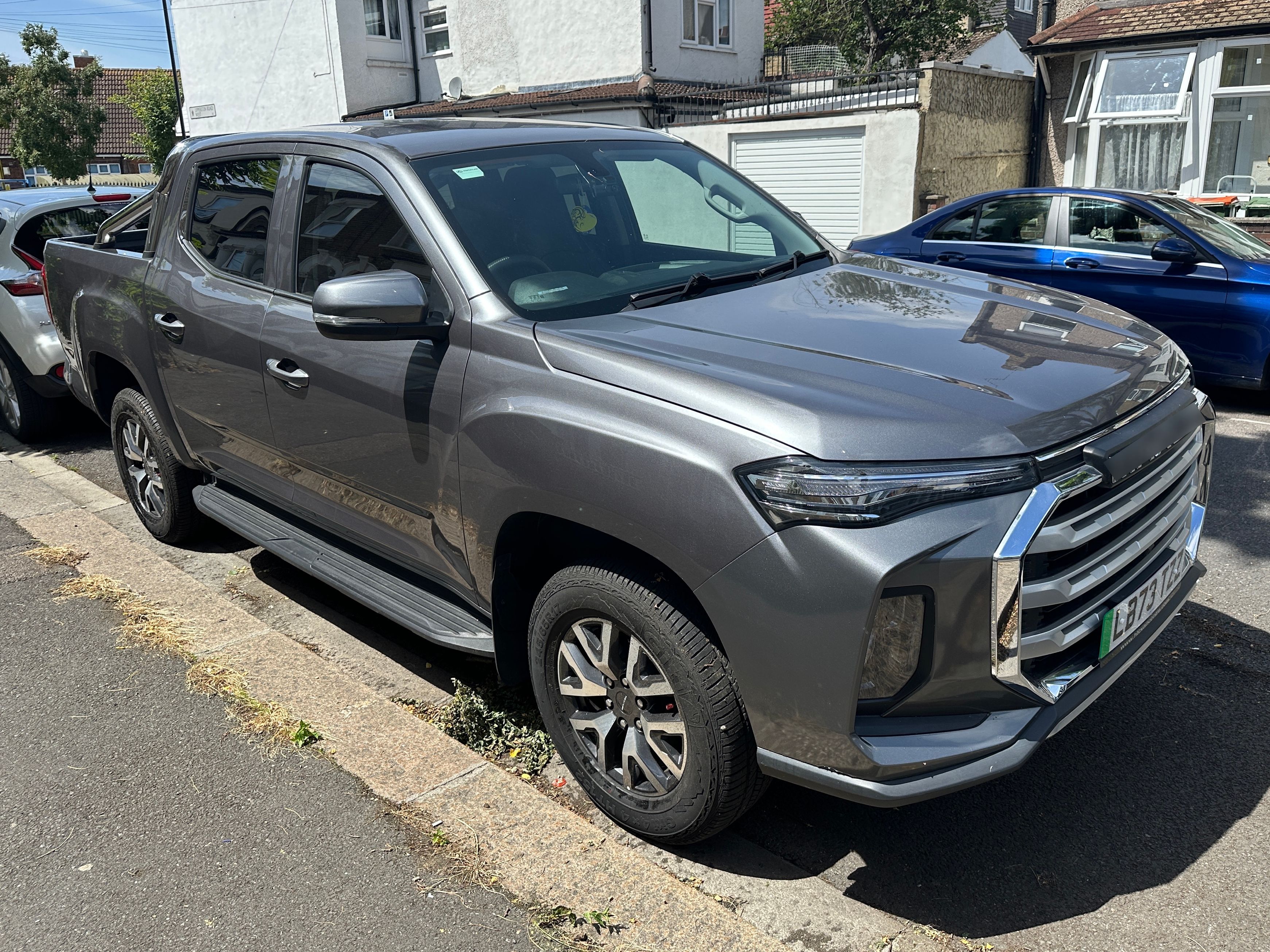 MAXUS T90 Elite EV