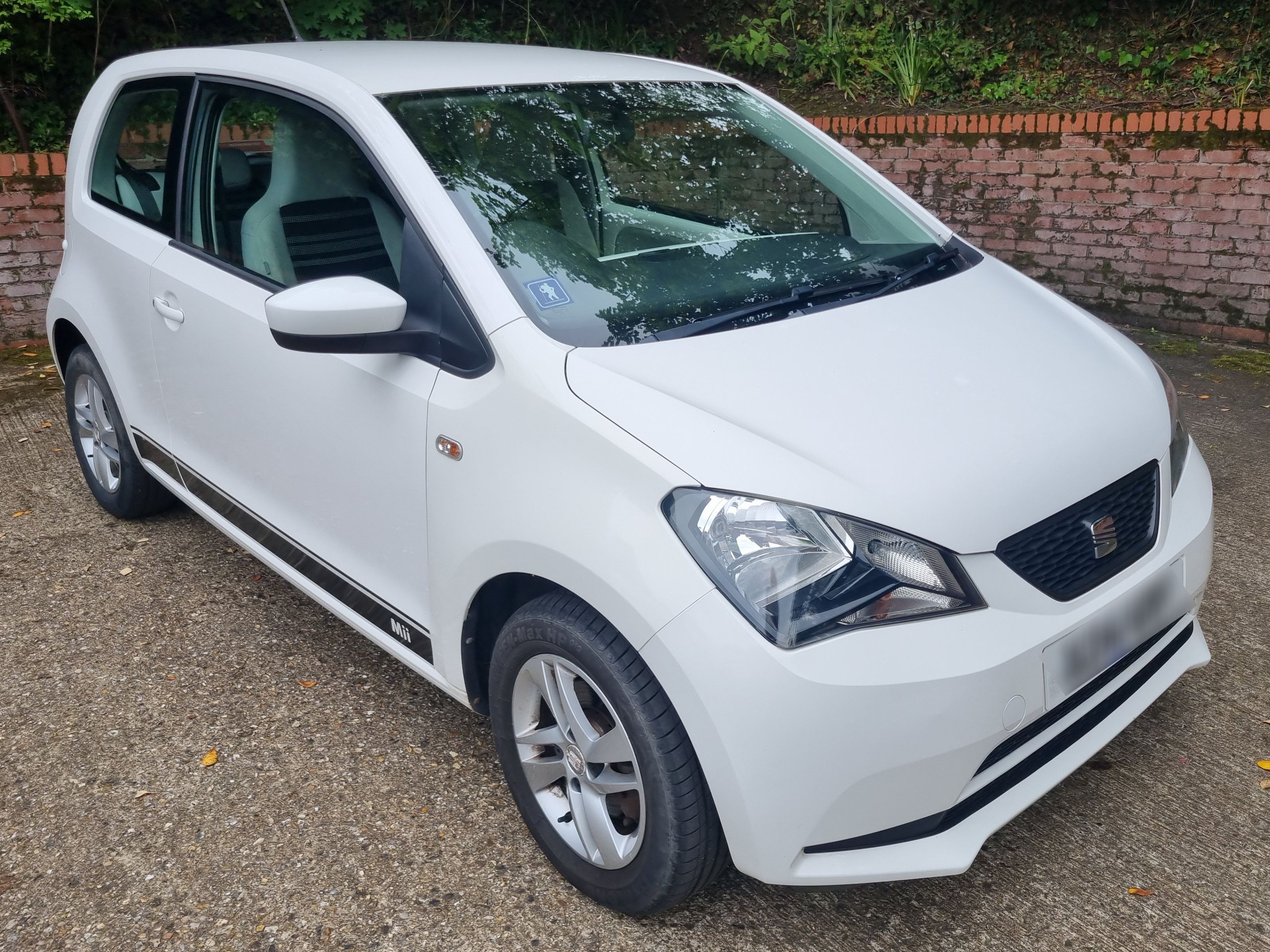 SEAT Mii