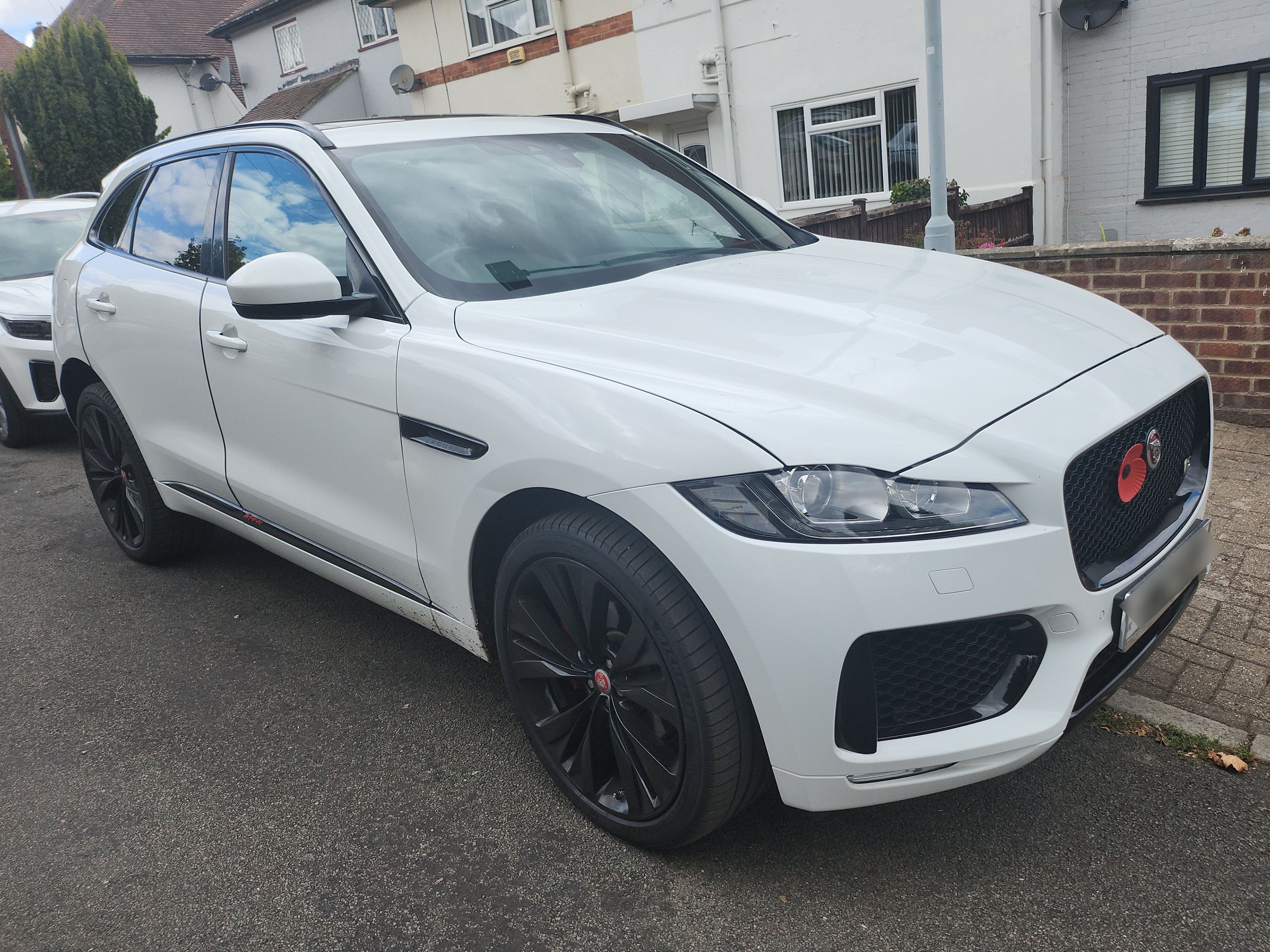 Jaguar F-PACE