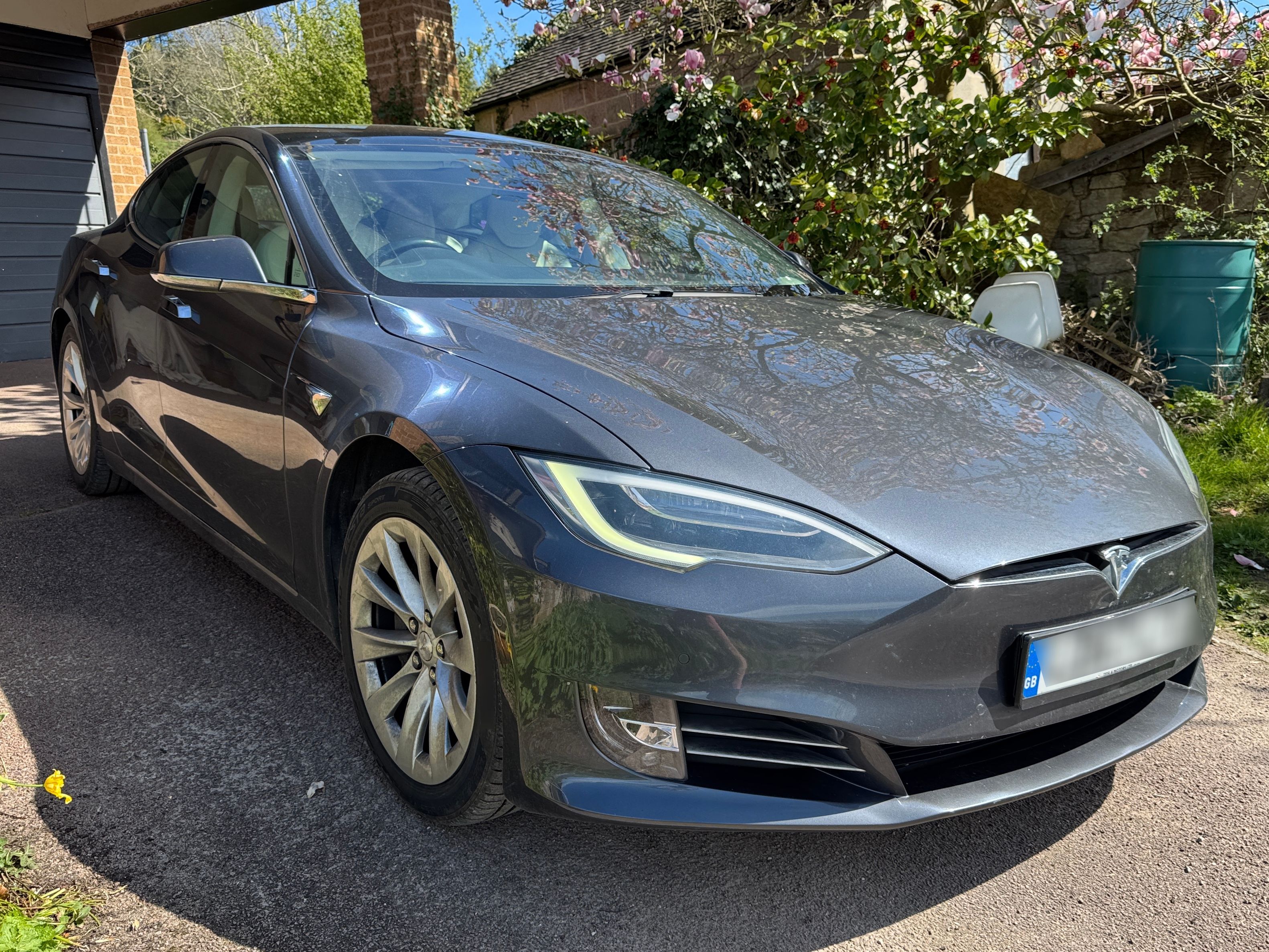 Tesla Model S