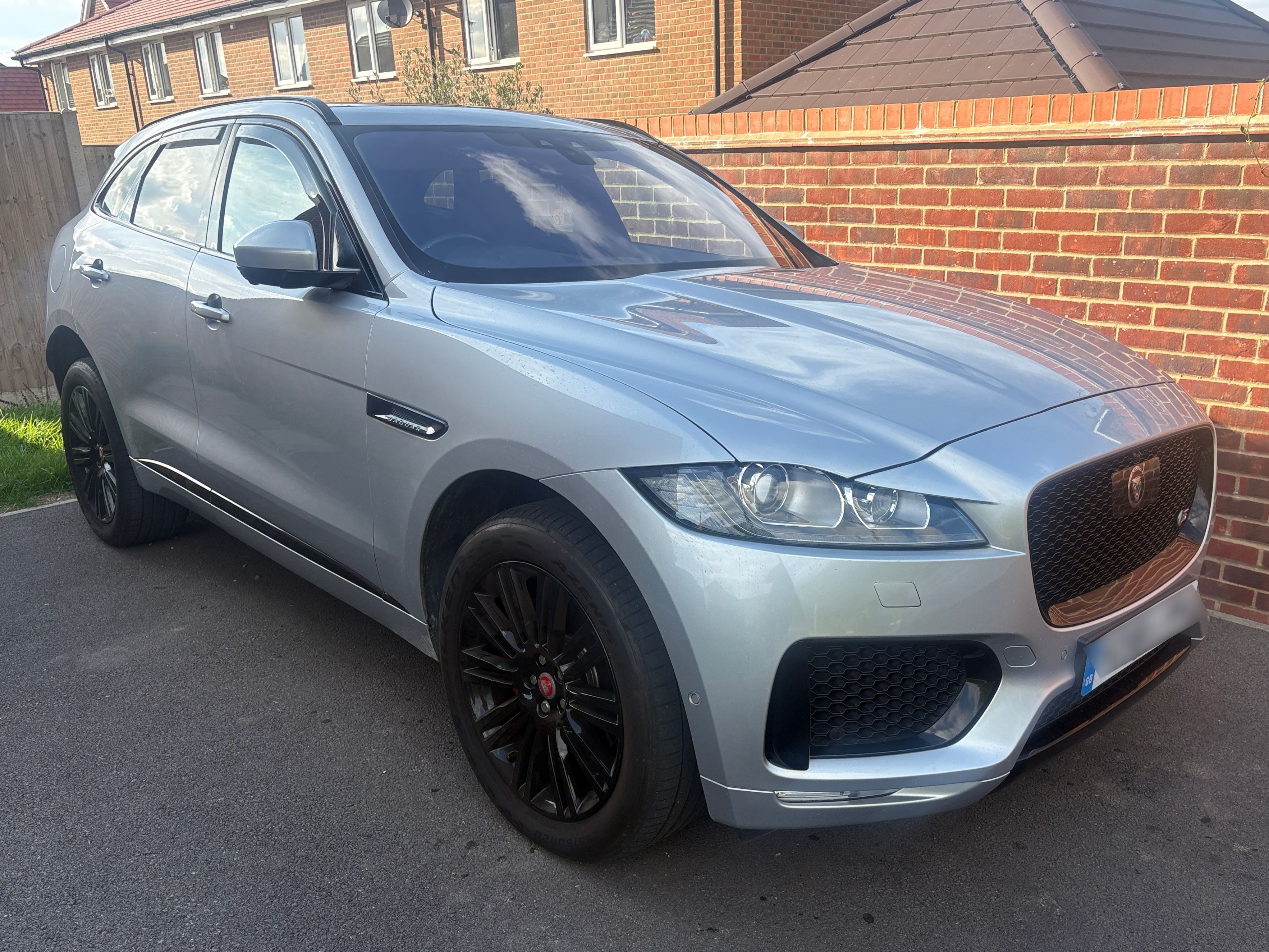 Jaguar F-PACE