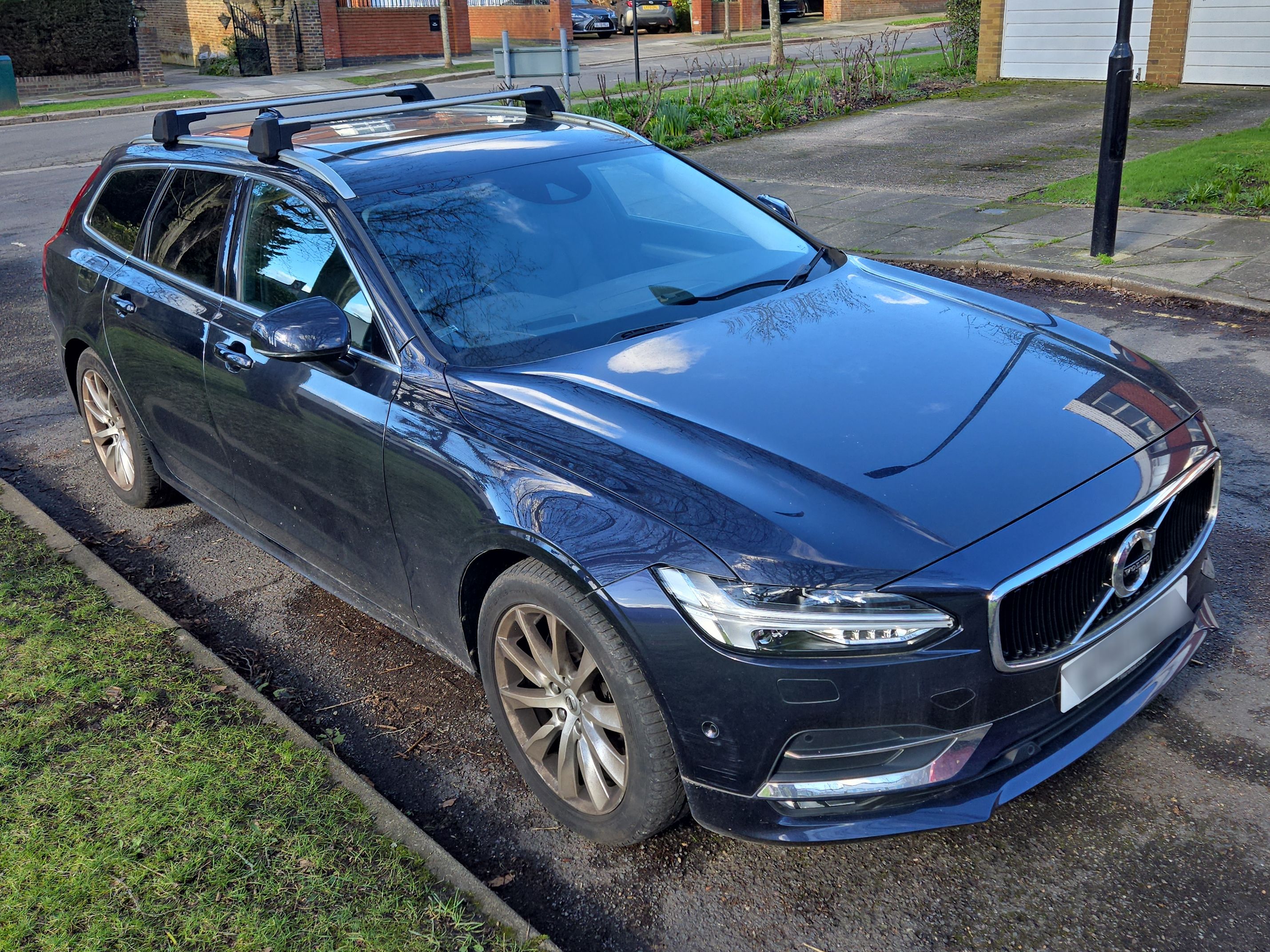 Volvo V90