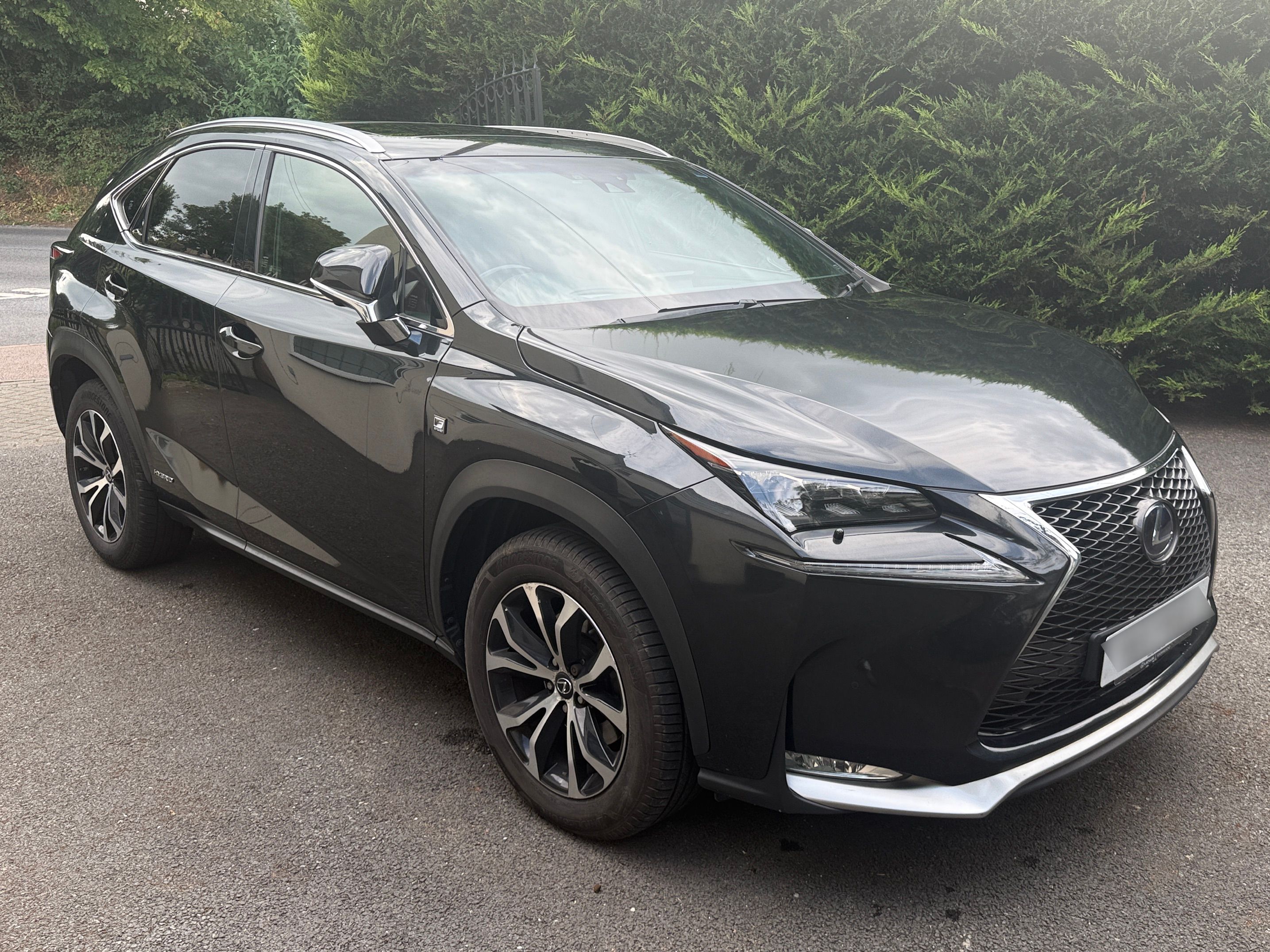 Lexus NX 300H F Sport CVT