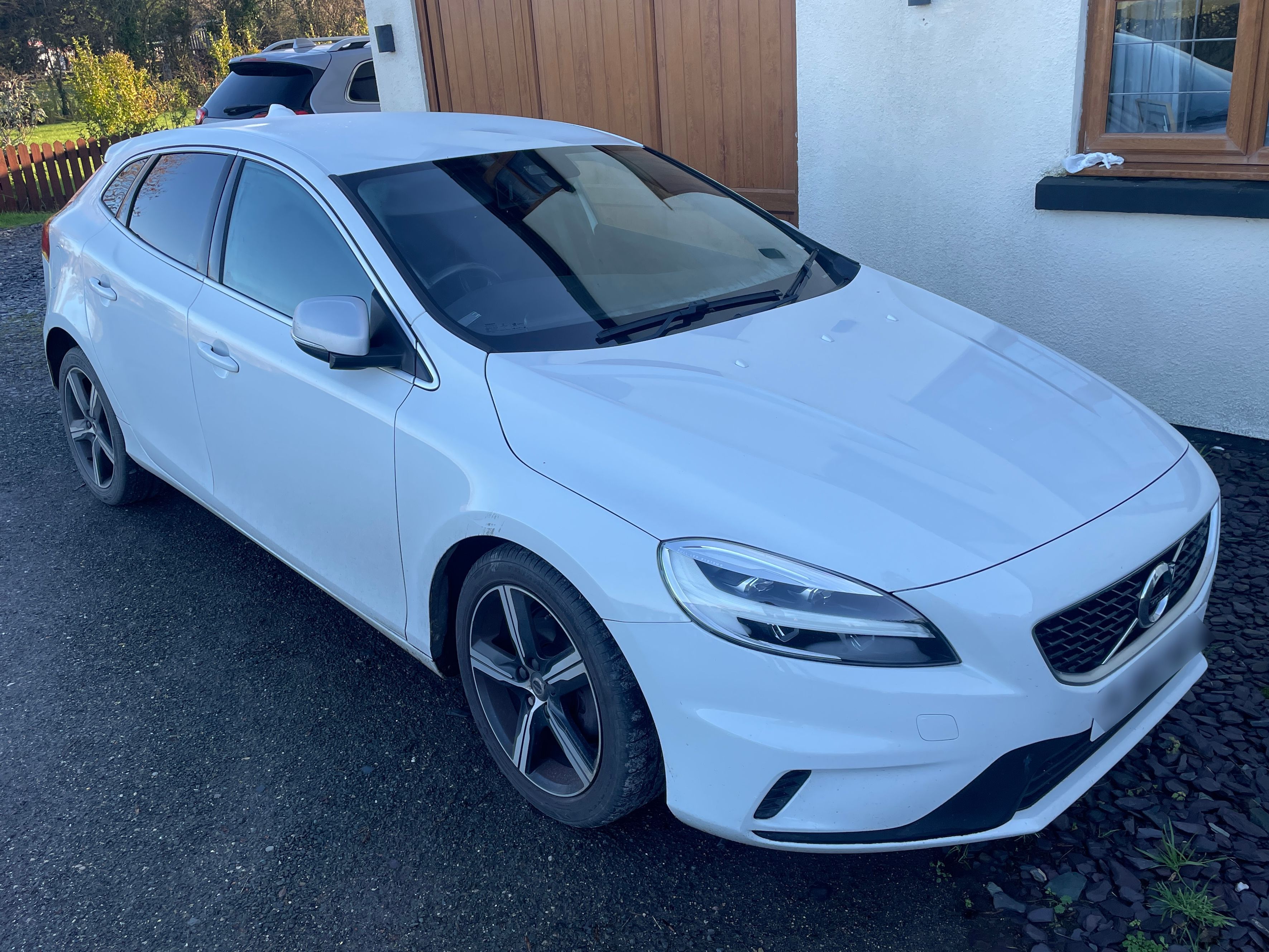 Volvo V40