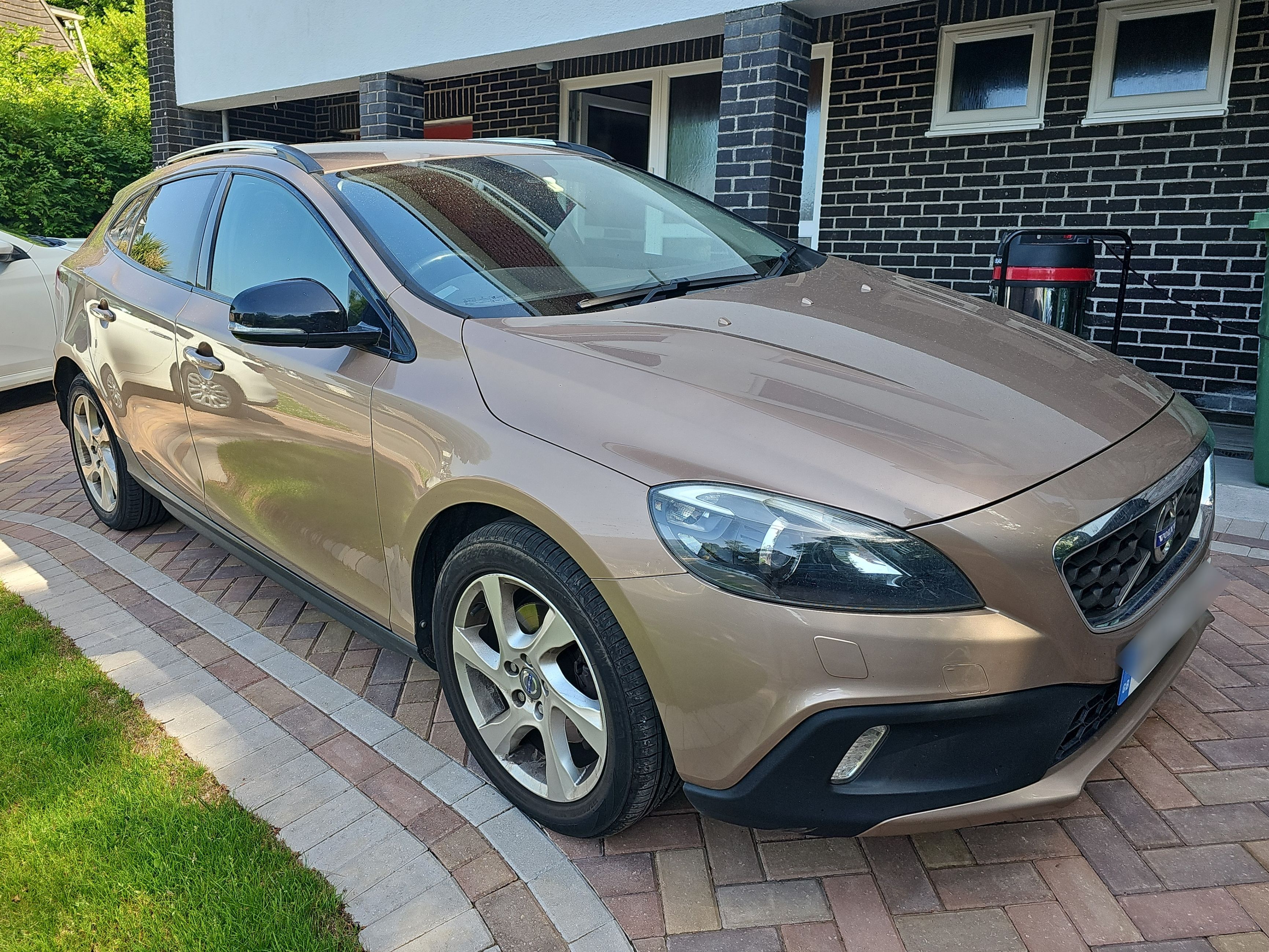 Volvo V40