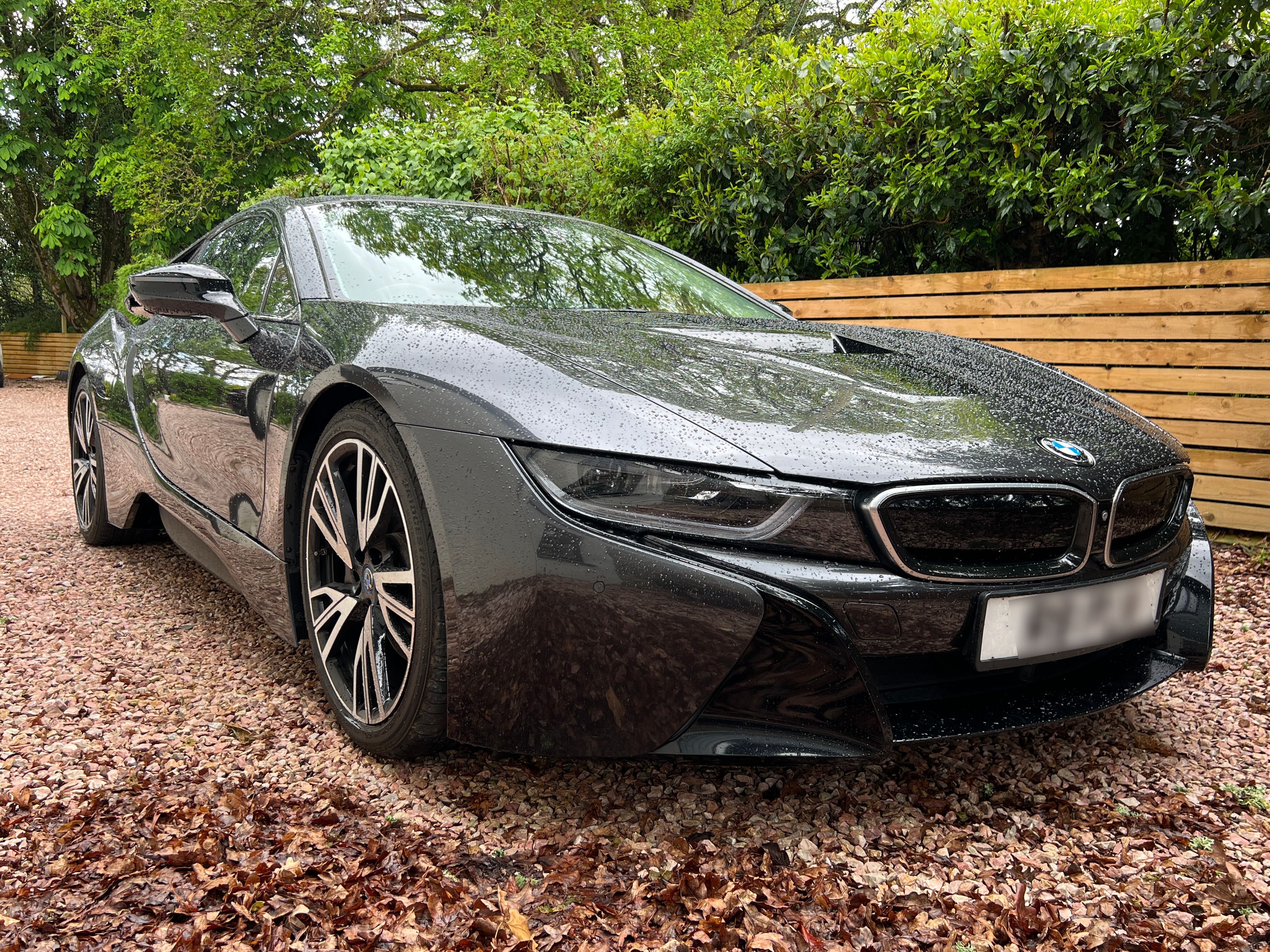 BMW I8