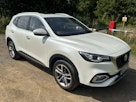 MG HS