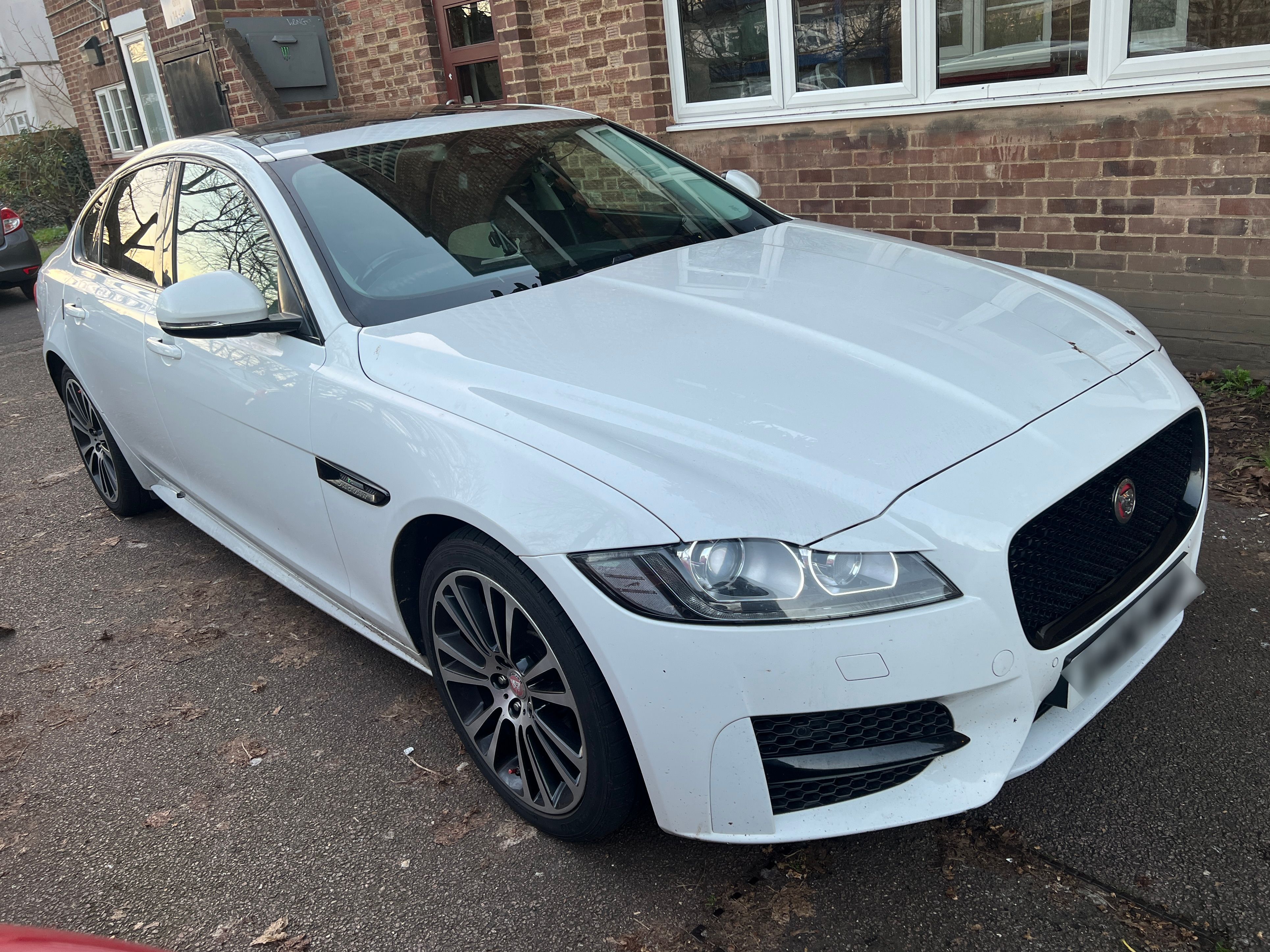 Jaguar XF R-Sport D Auto