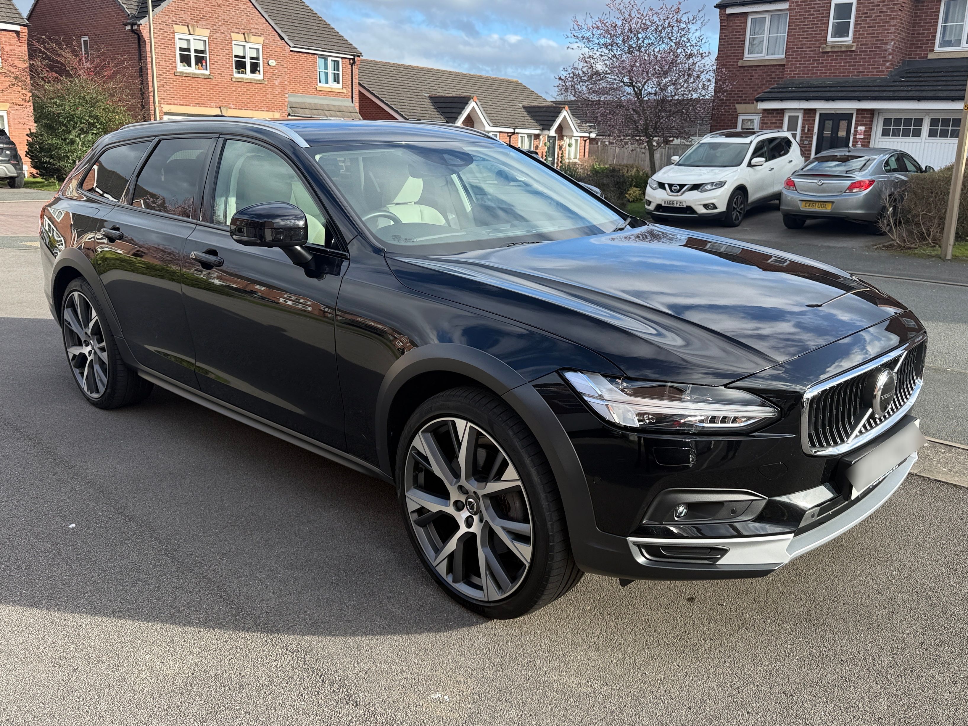 Volvo V90