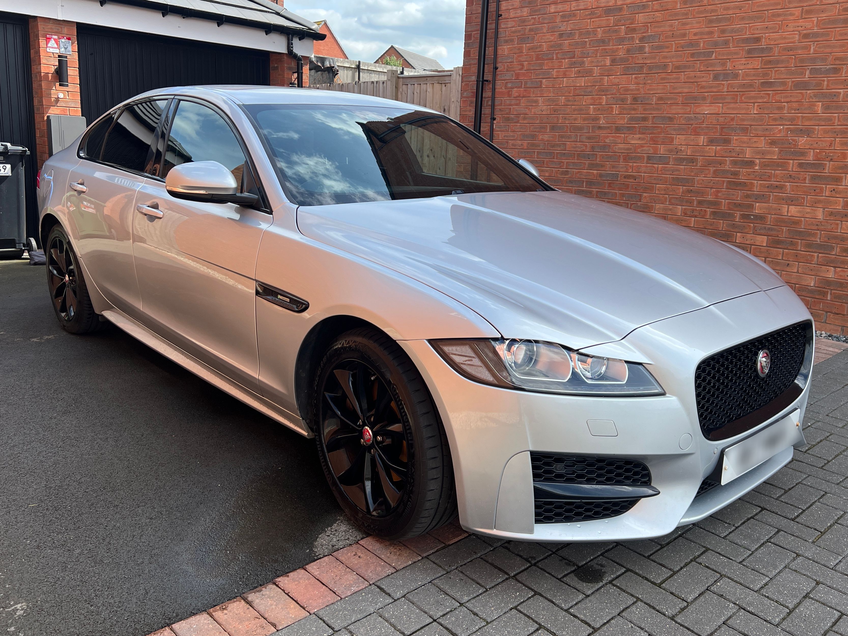 Jaguar XF R-Sport D Auto