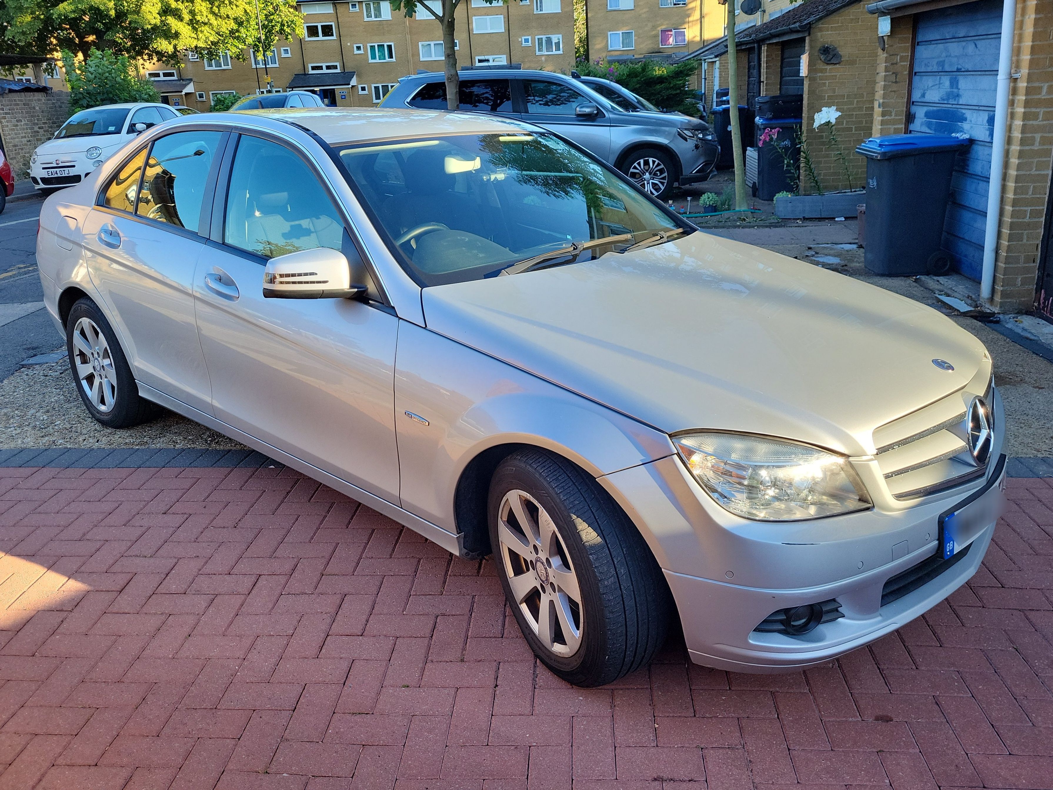 Mercedes C180 BLUE-CY Exec Secgi A