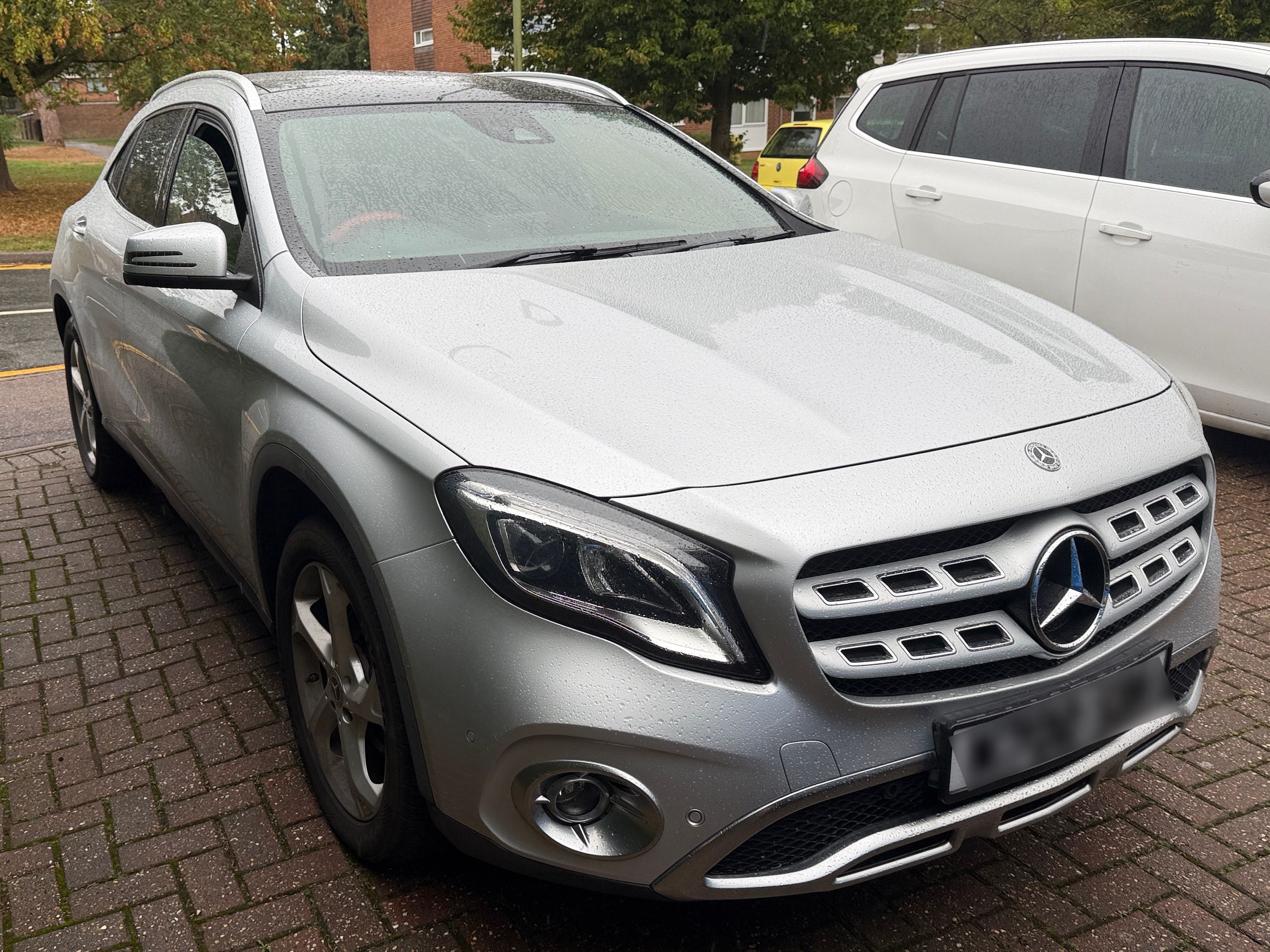 Mercedes GLA 200 Sport Premium + D Auto