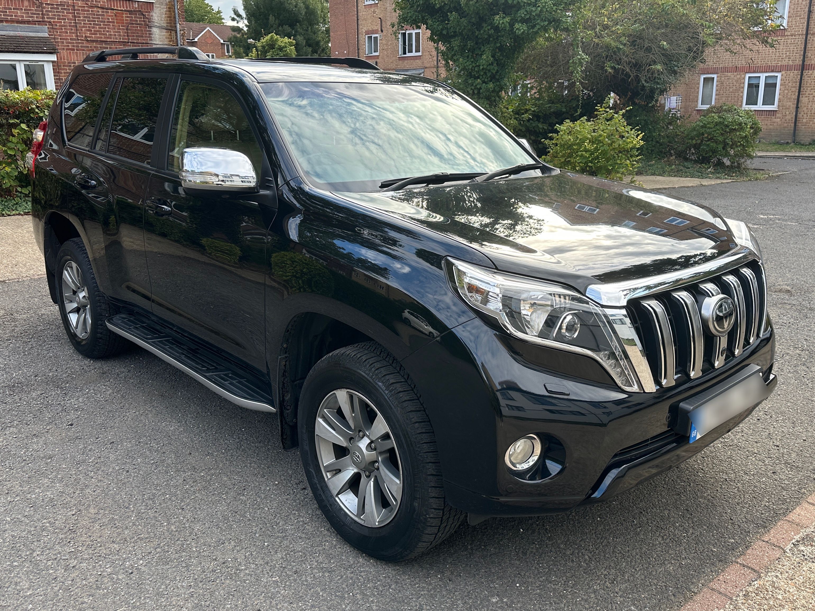 Toyota Land Cruiser Invincible D-4D A