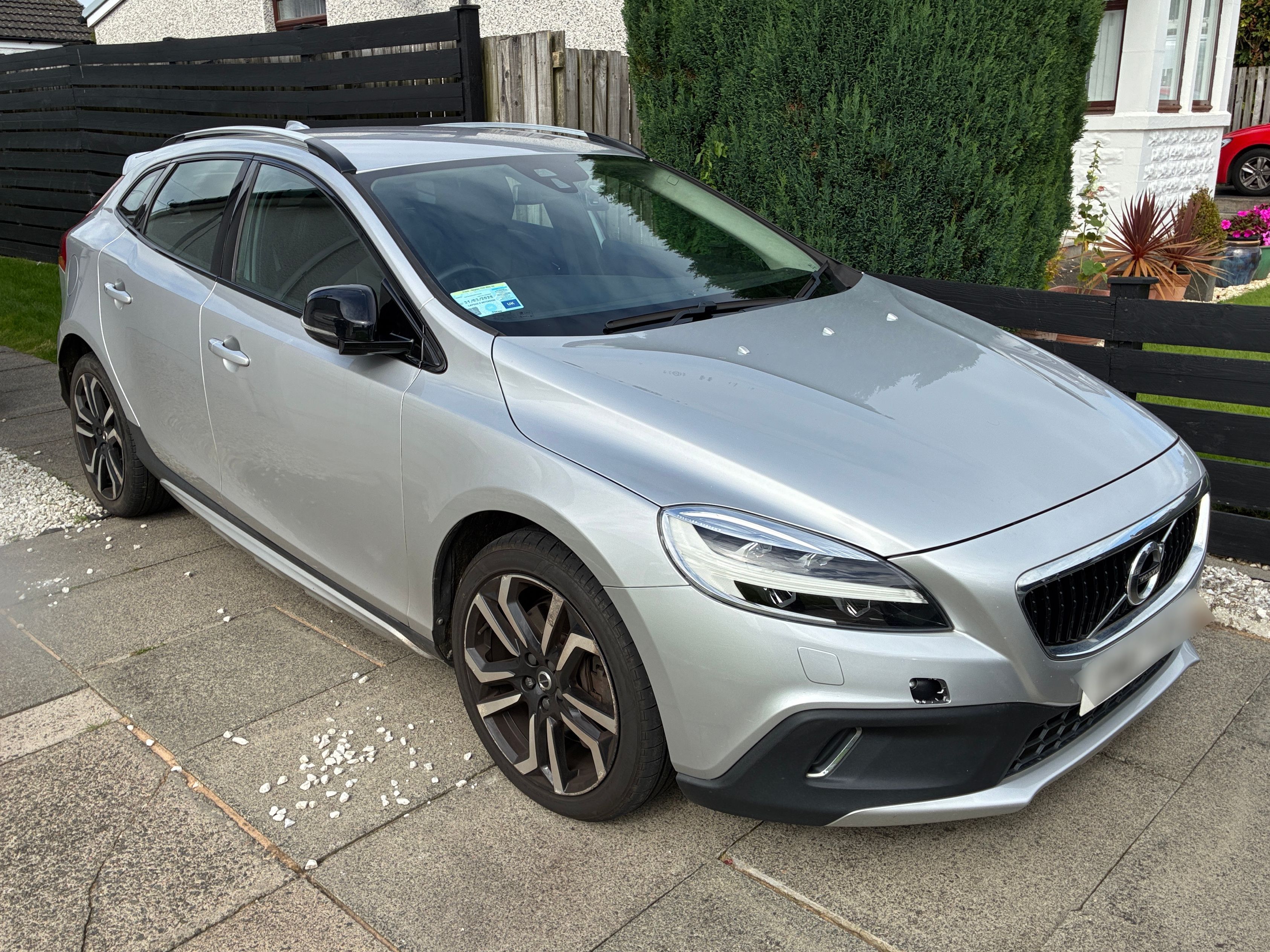 Volvo V40