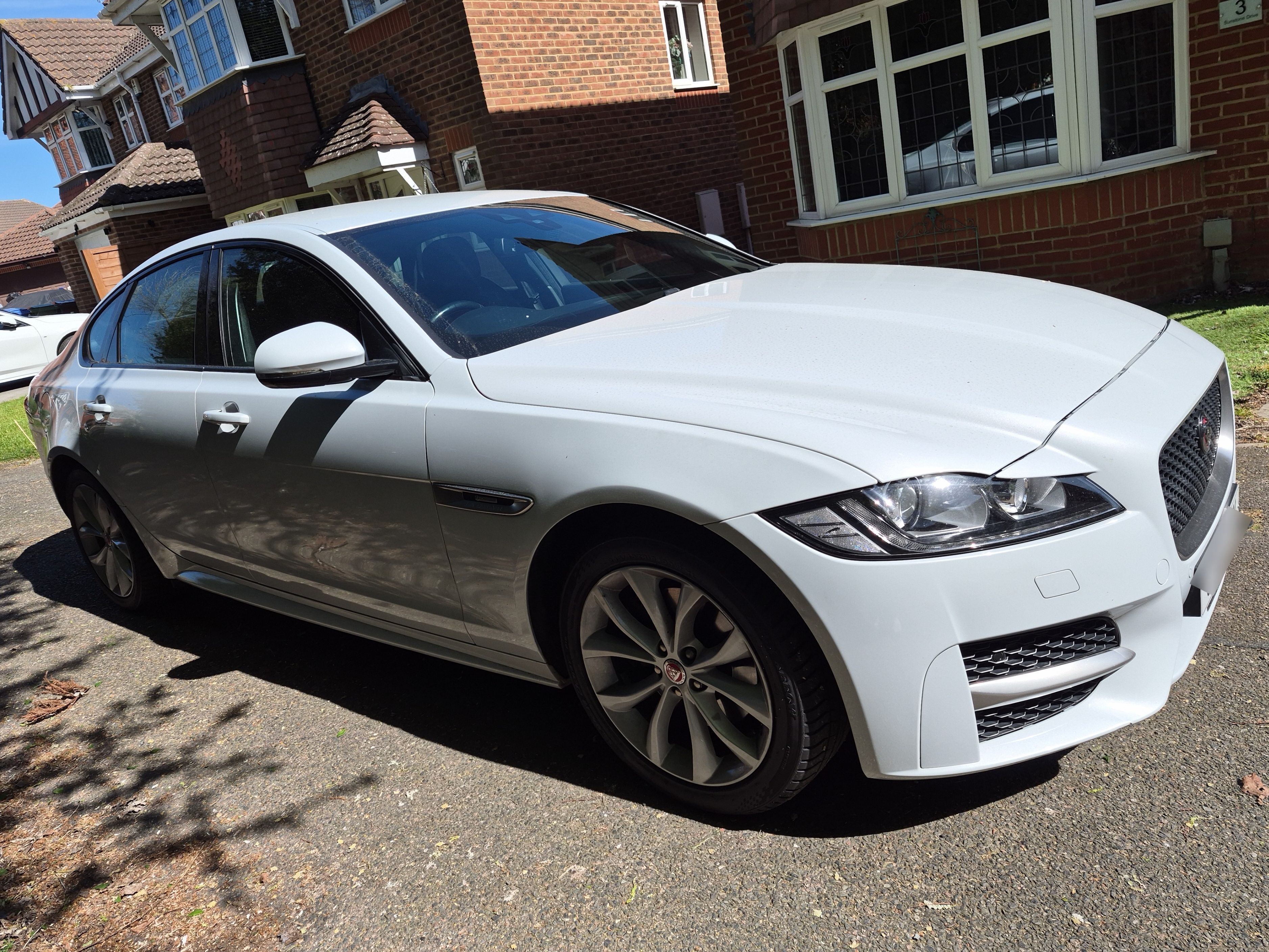 Jaguar XF R-Sport D AWD Auto