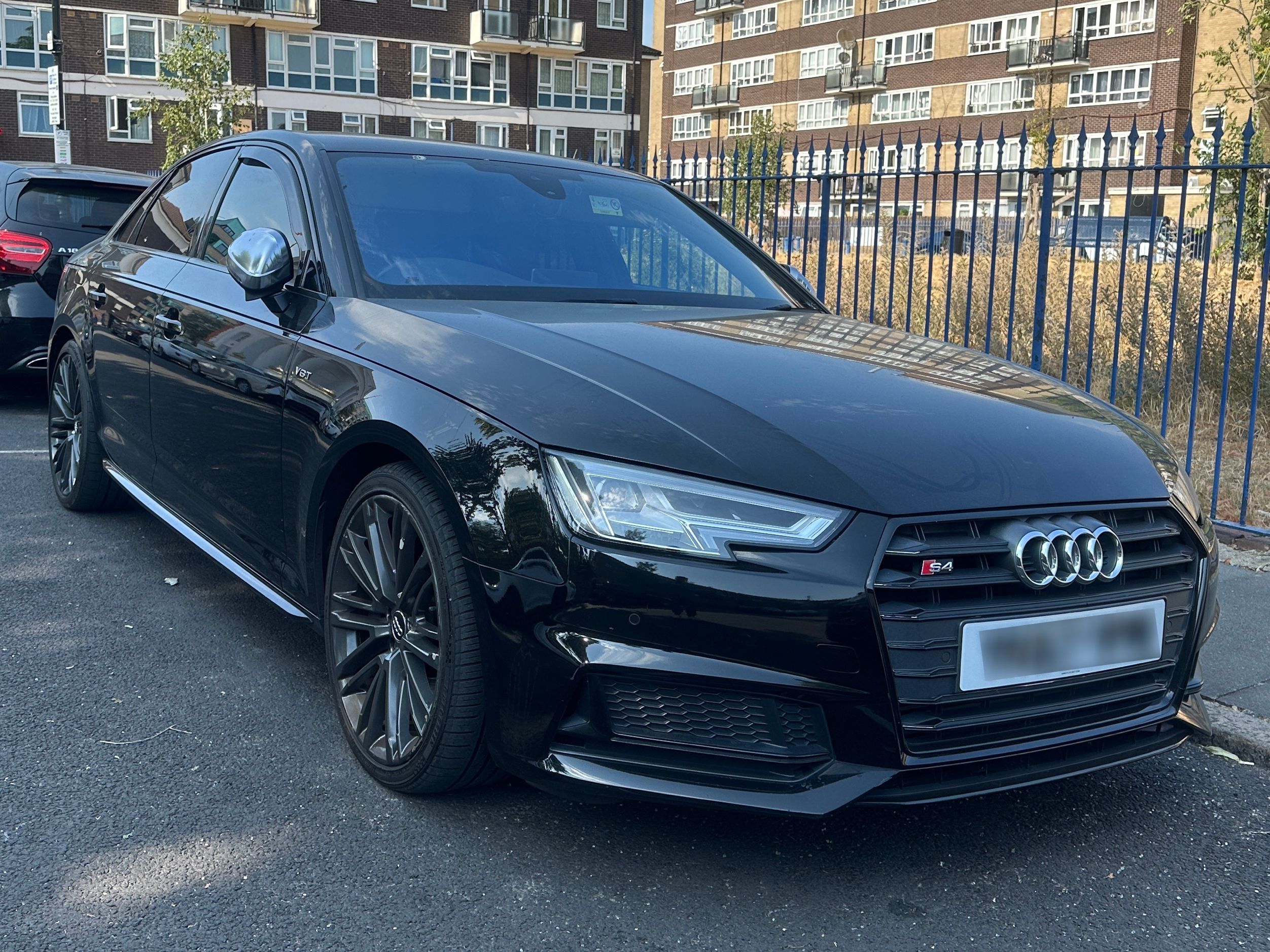 Audi S4