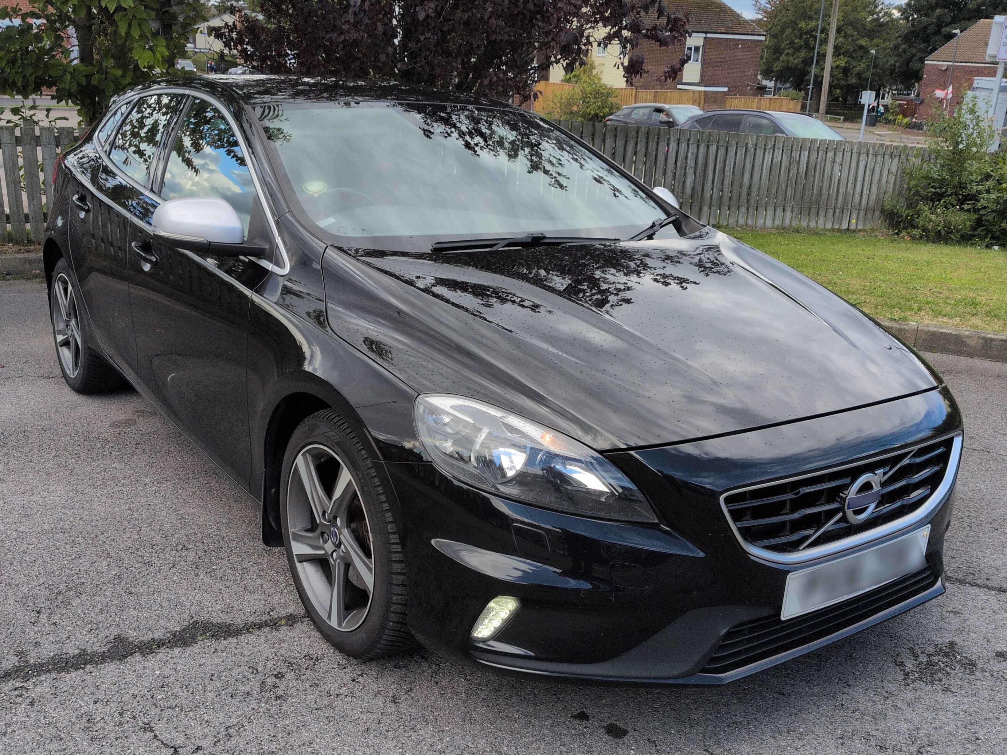 Volvo V40