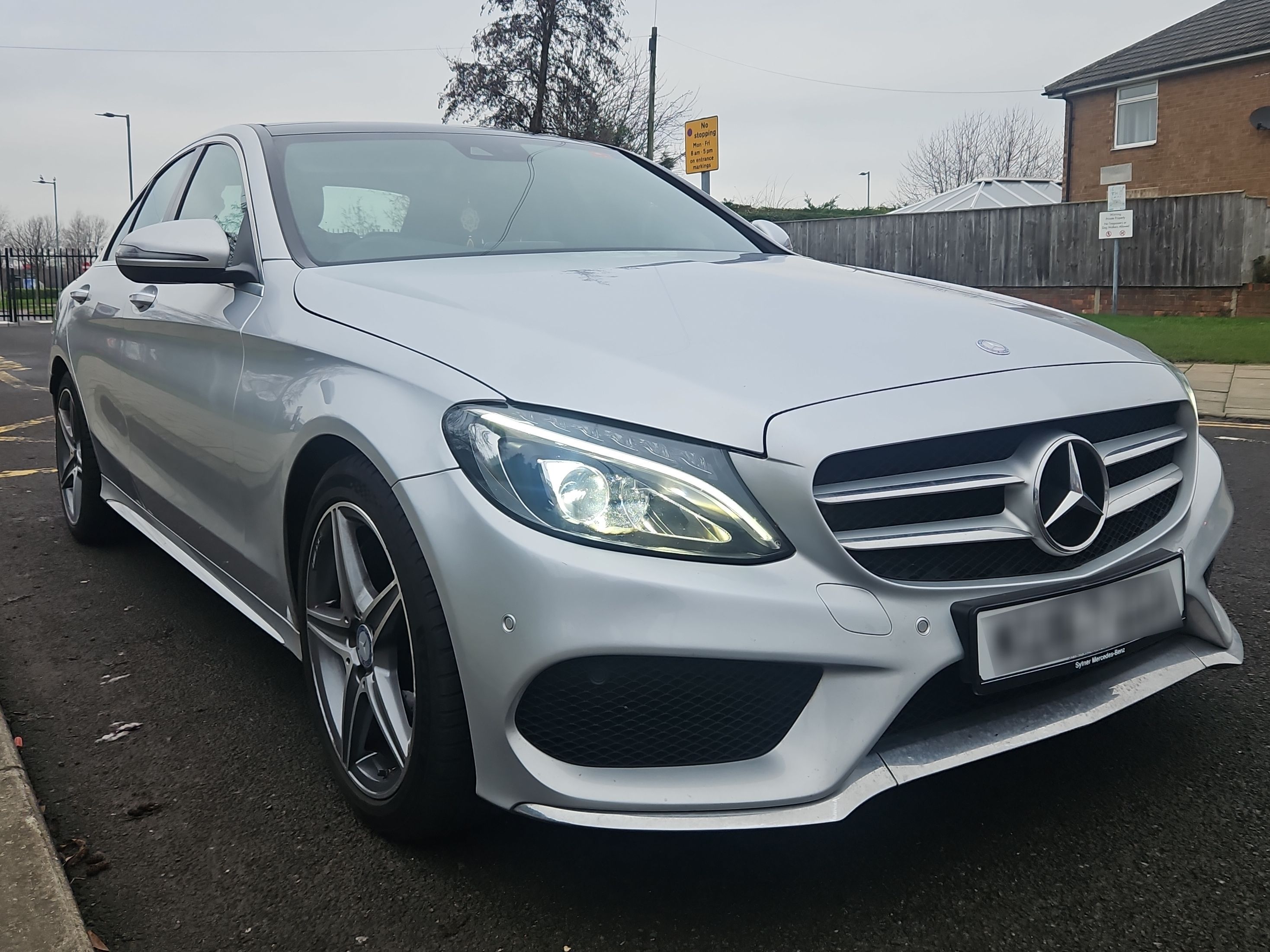 Mercedes C 250 AMG Line Premium + D A