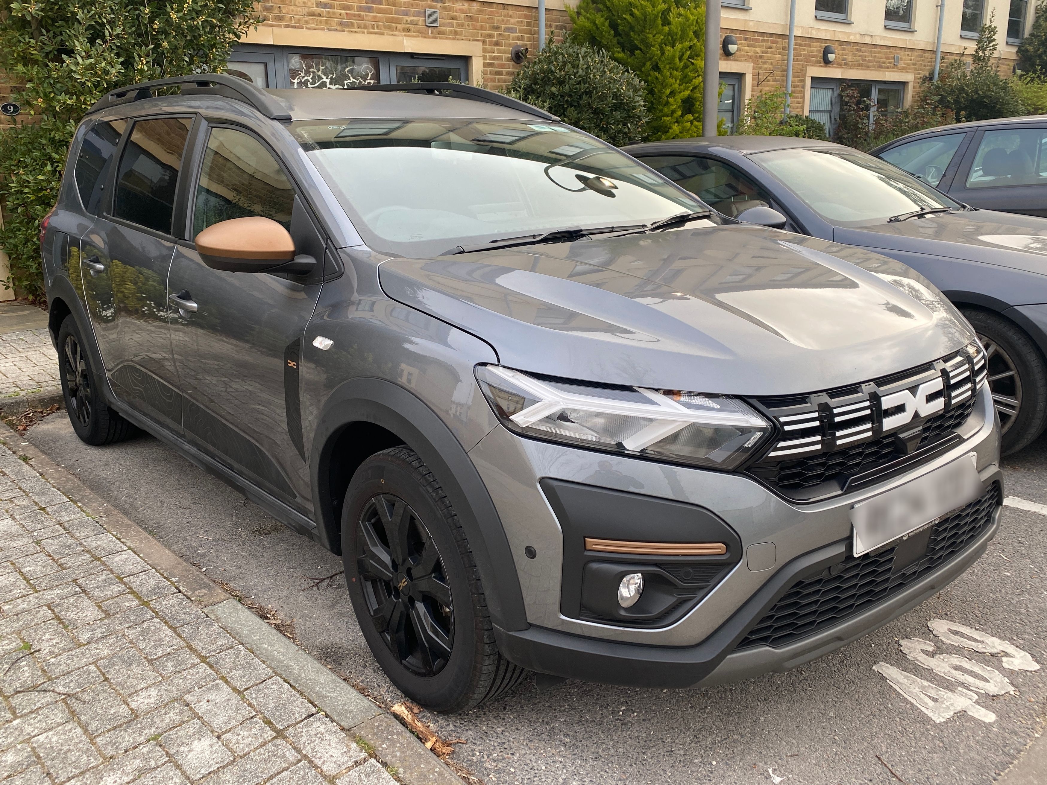 Dacia Jogger Extreme HEV Auto