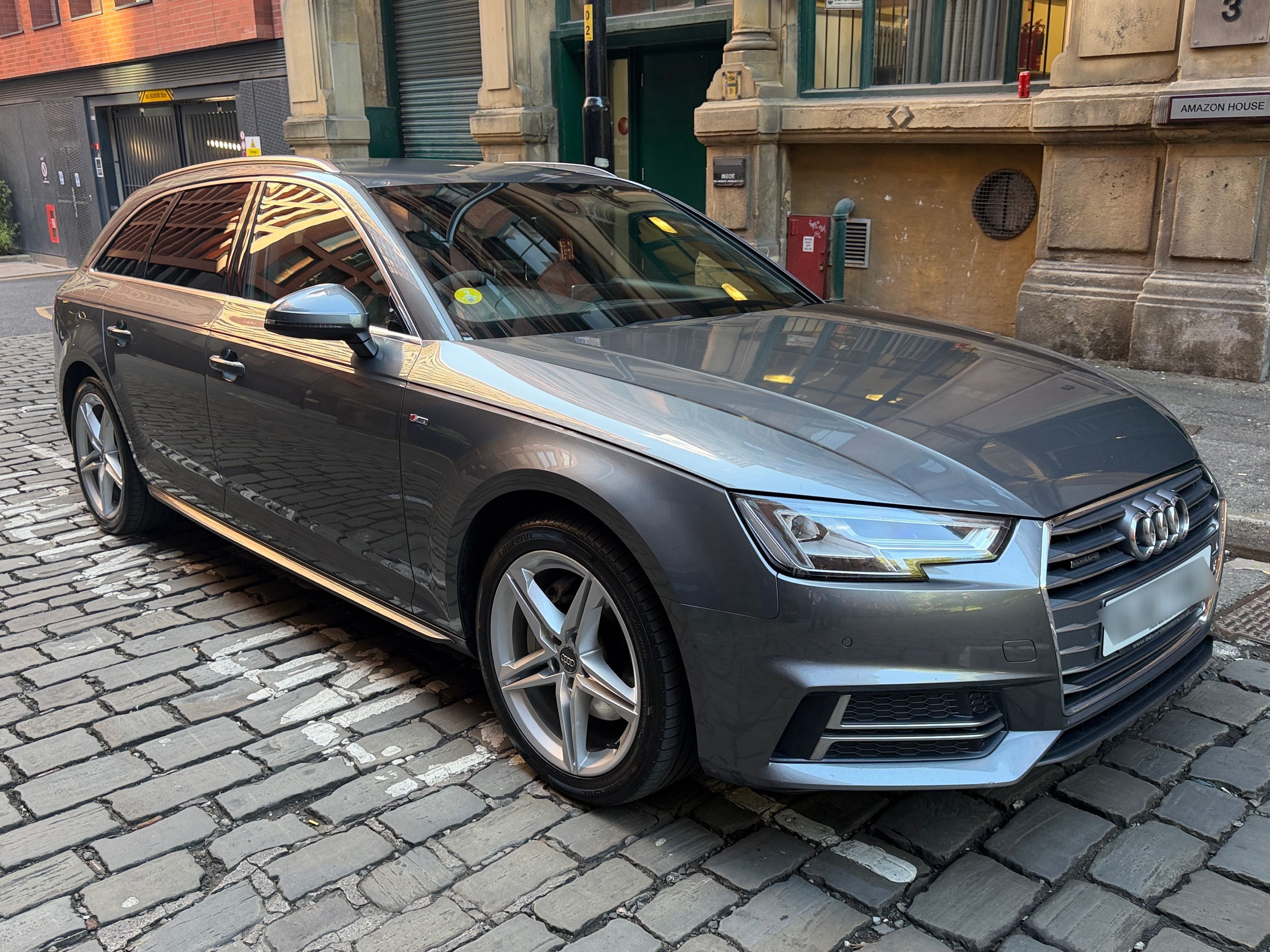 Audi A4
