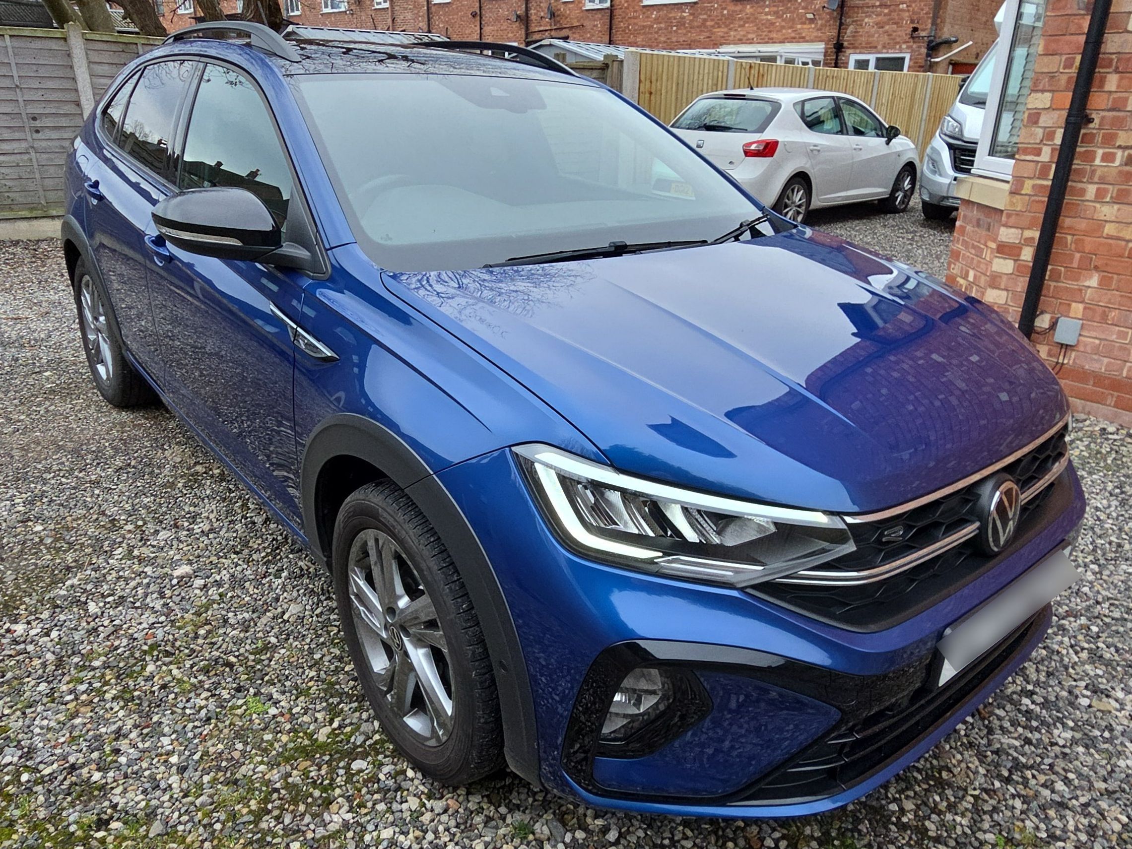 Volkswagen Taigo R-LINE TSI S-A