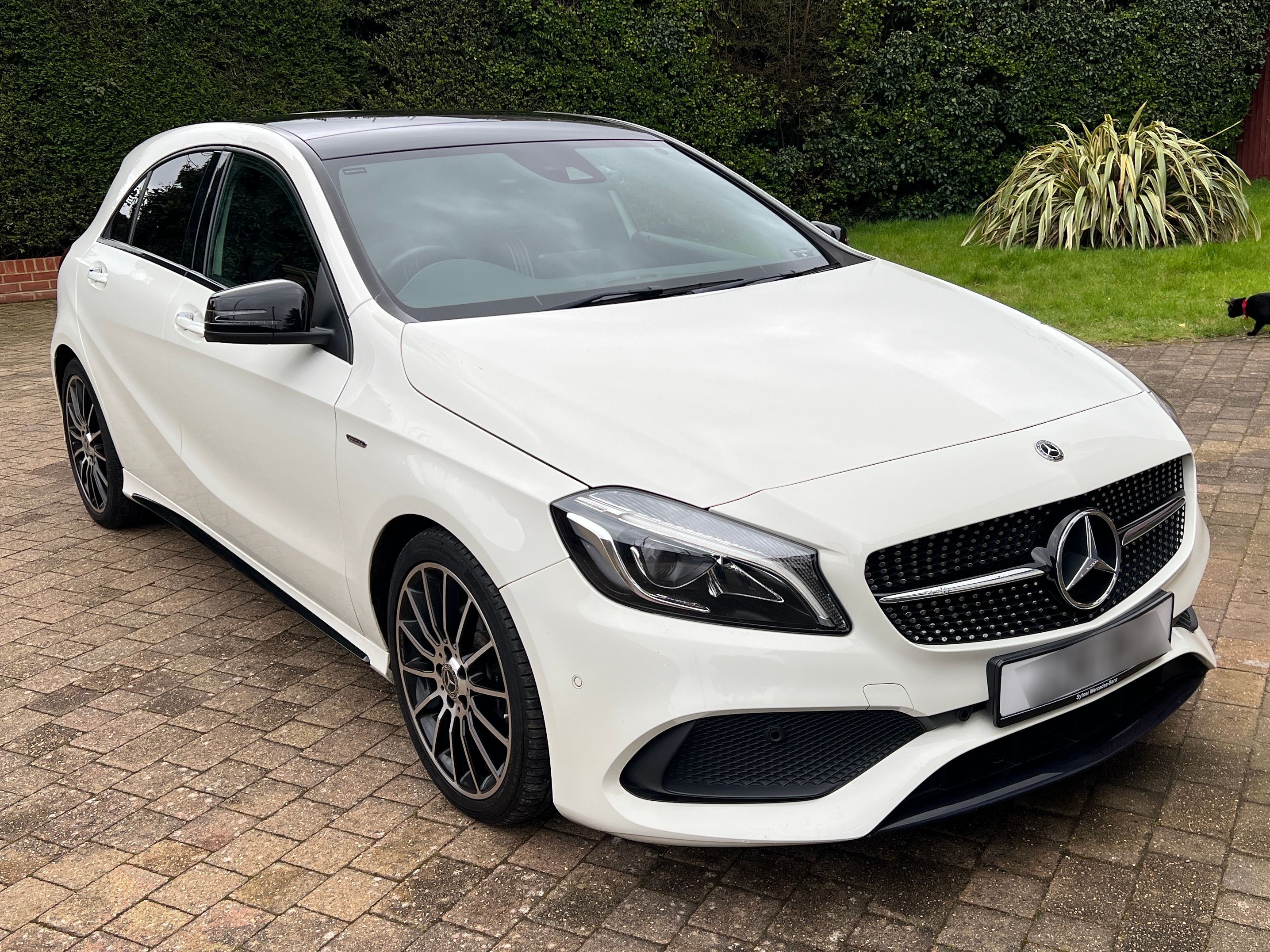 Mercedes A 180 Whiteart PREMIUM+ D Auto