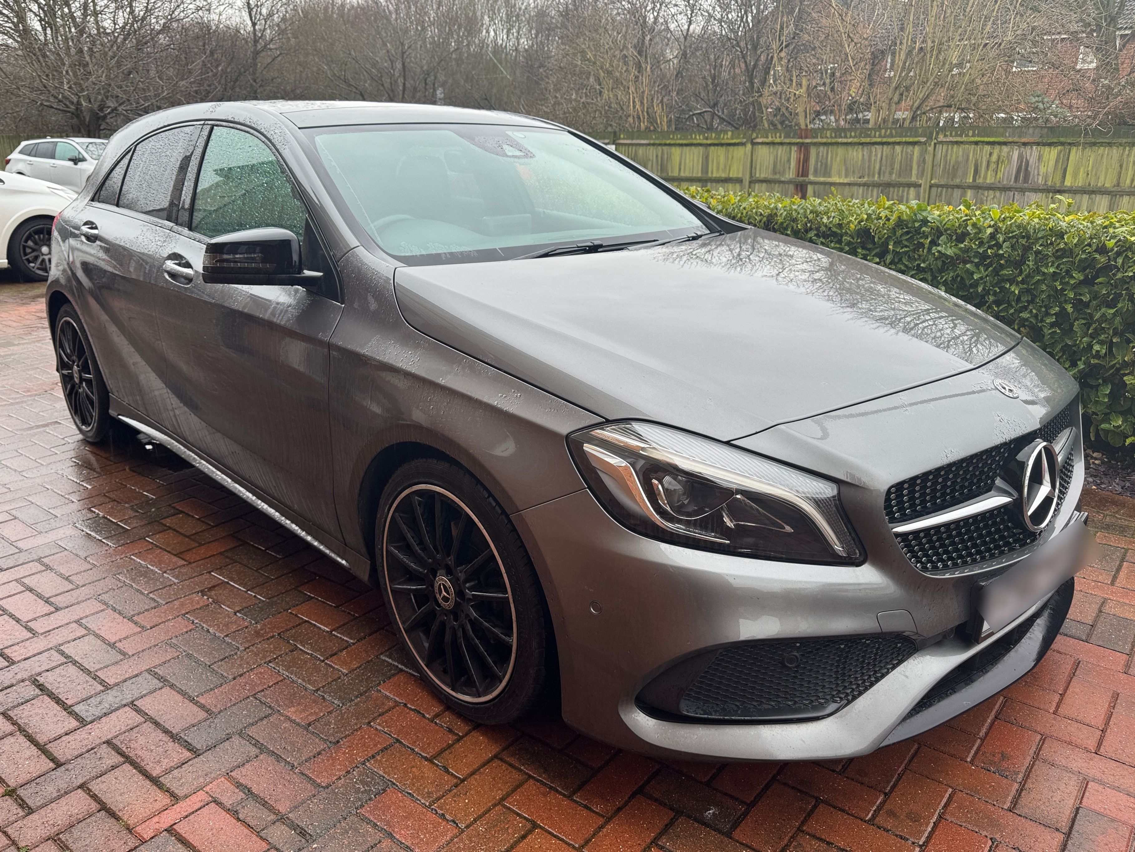 Mercedes A 200 D AMG Line Premium + A